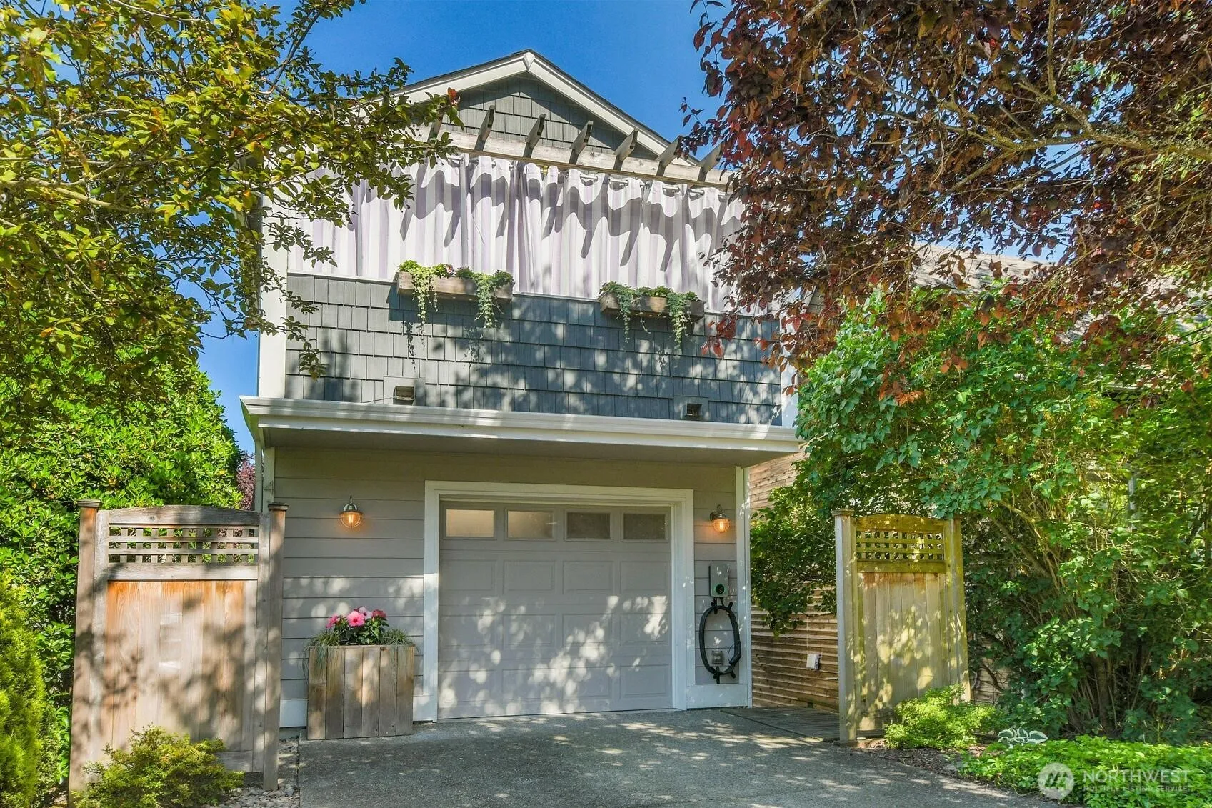Property photo for 4138 21st Avenue Sw, Seattle