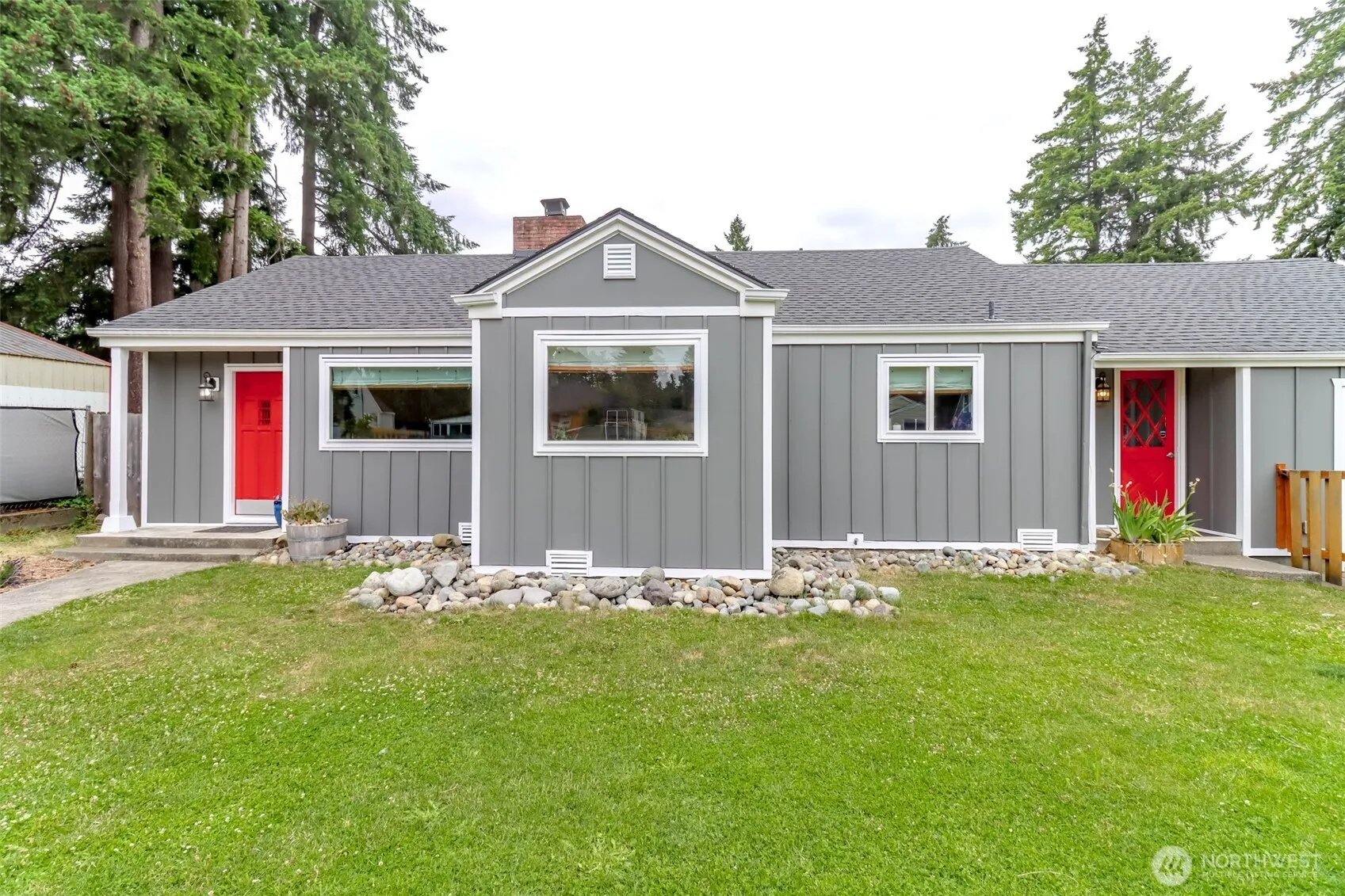 Property photo for 807 118th Street S, Tacoma photo 2