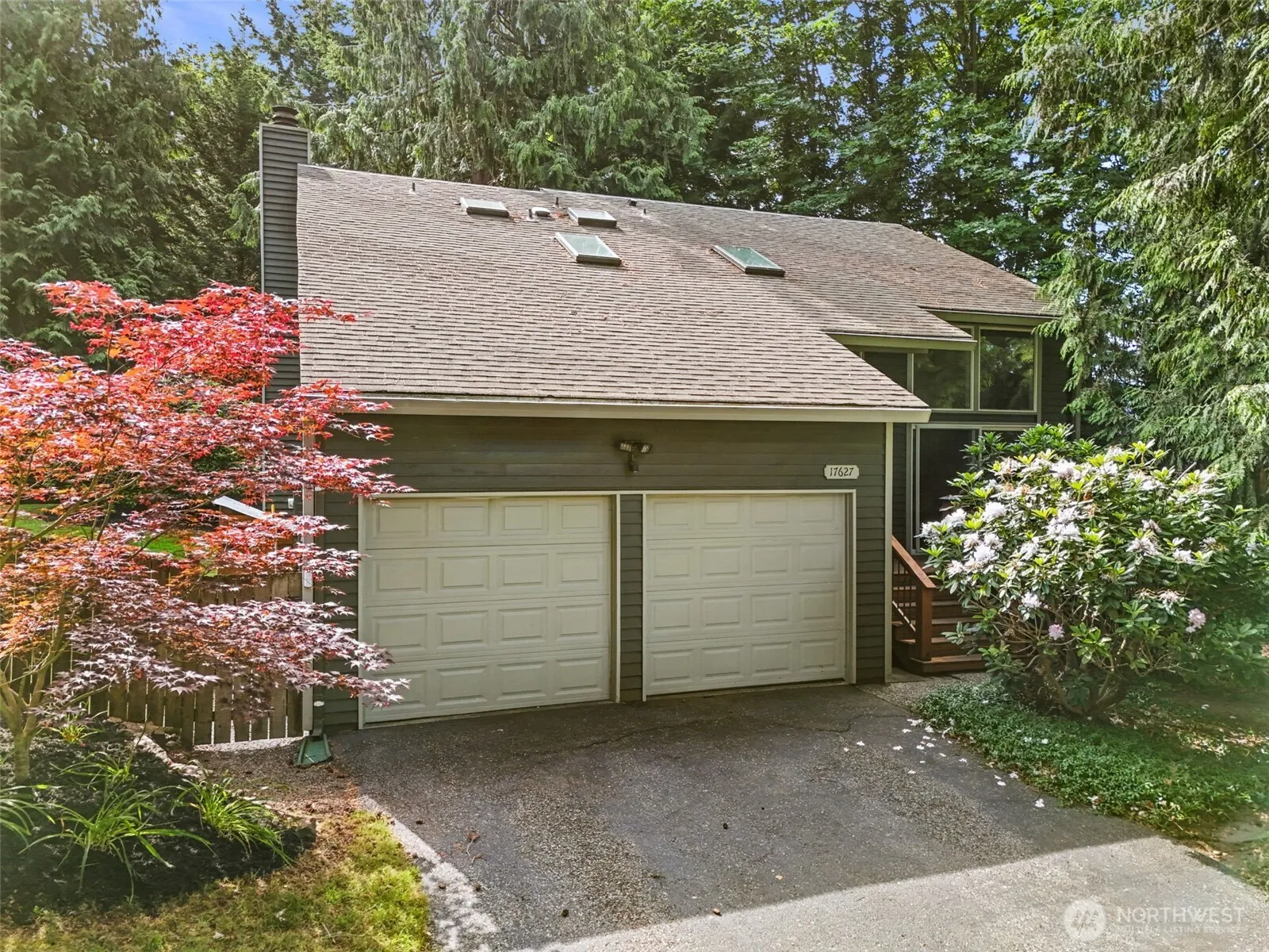 Property photo for 17627 17th Drive Se, Bothell