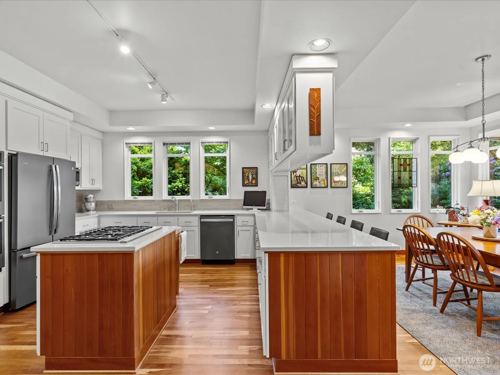 Property photo for 11231 Ne 67th Street, Kirkland photo 4