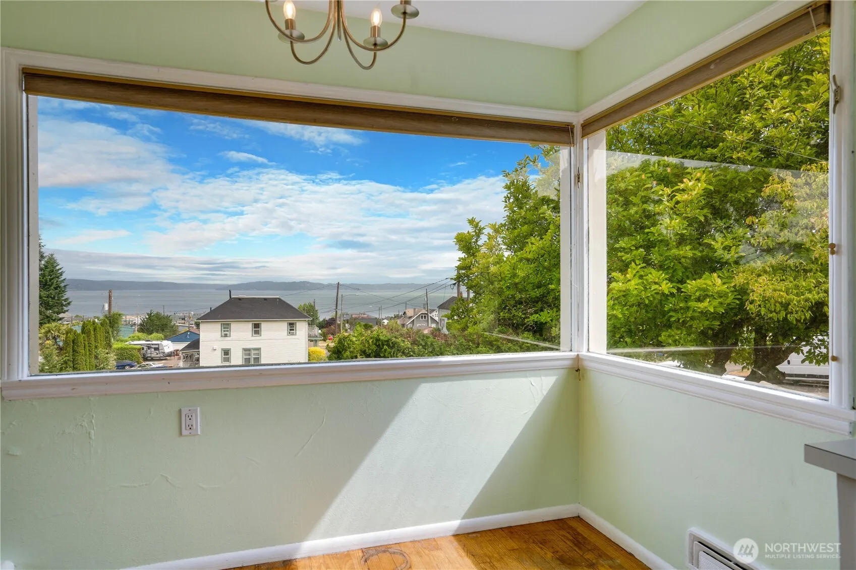 Property photo for 2602 Mccarver Street, Tacoma photo 5