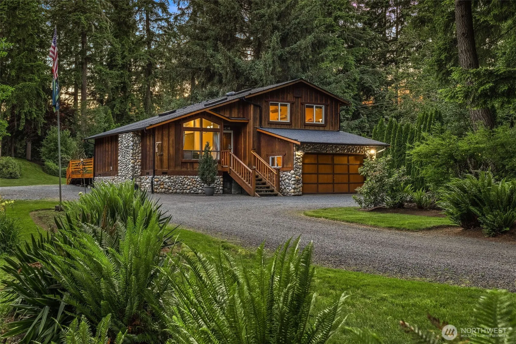 Property photo for 20928 Echo Lake Road, Snohomish
