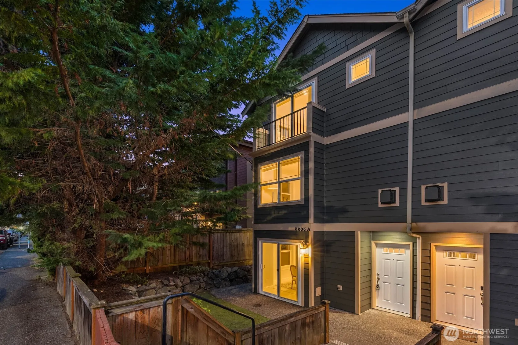 Property photo for 5235 11 Avenue Ne #a, Seattle
