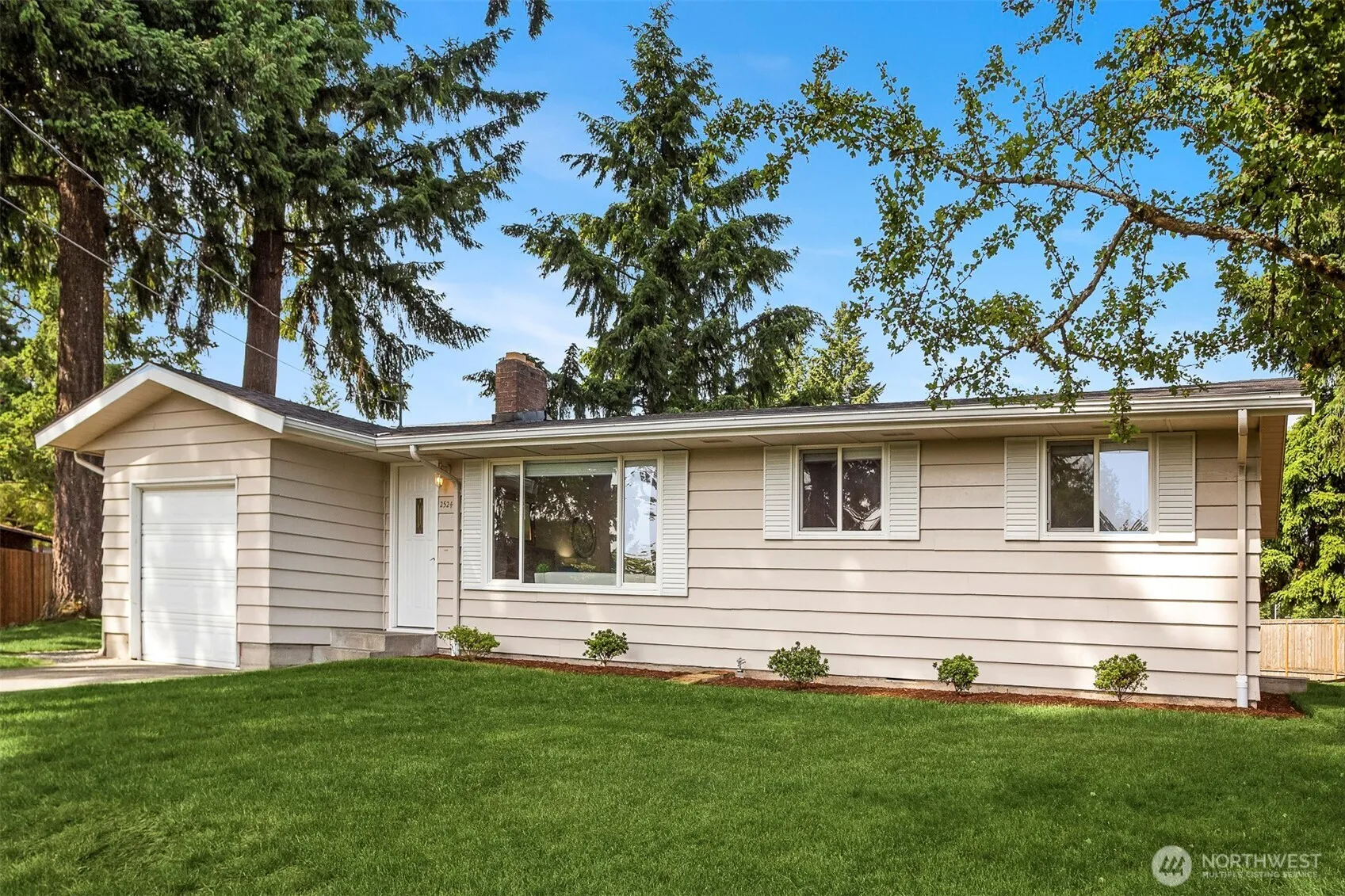 Property photo for 2524 Dayton Avenue Ne, Renton photo 2