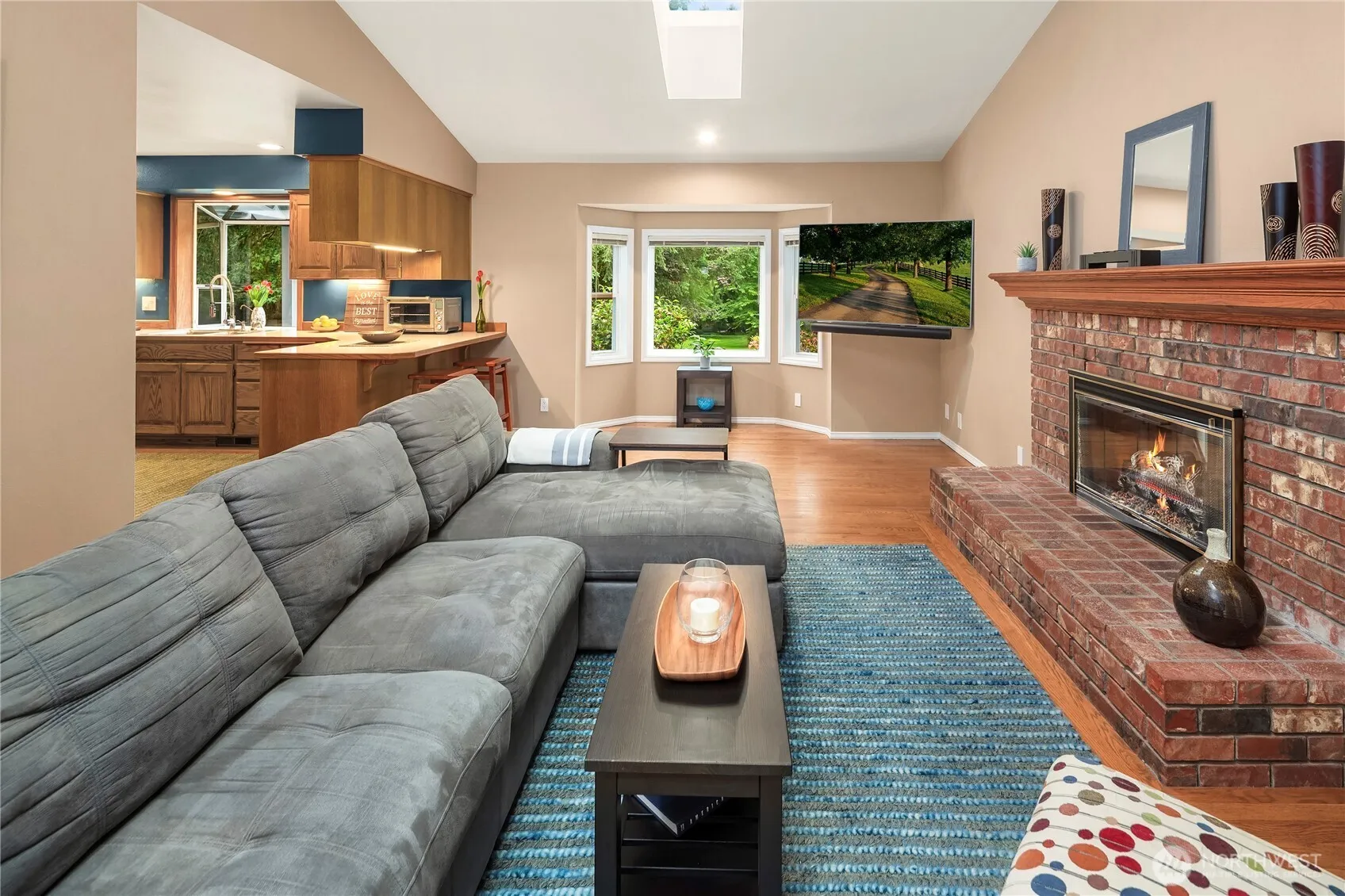 Property photo for 19602 Yew Way, Snohomish photo 4
