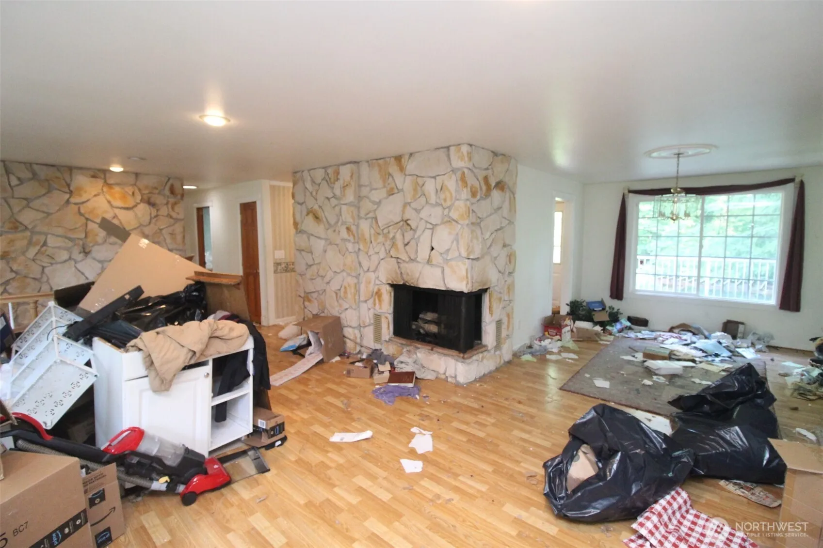 Property photo for 26128 Woodland Way S, Kent photo 5