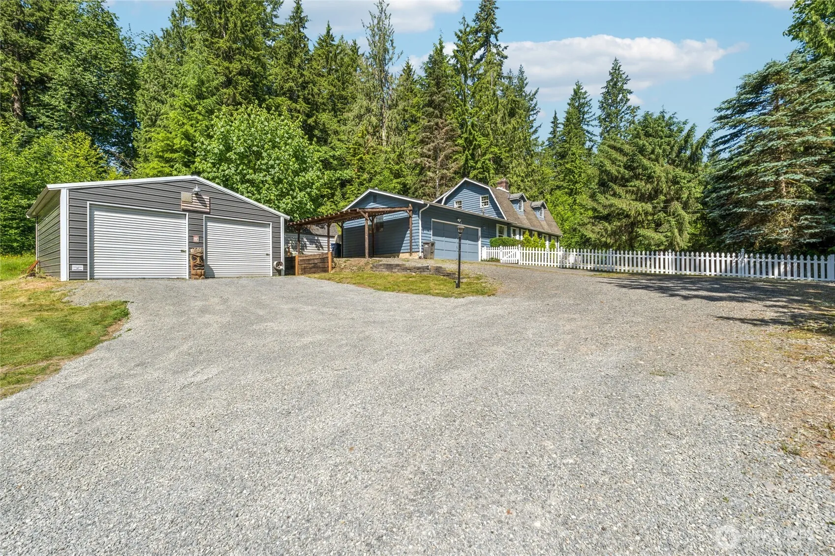Property photo for 2216 Newberg Road, Snohomish photo 2