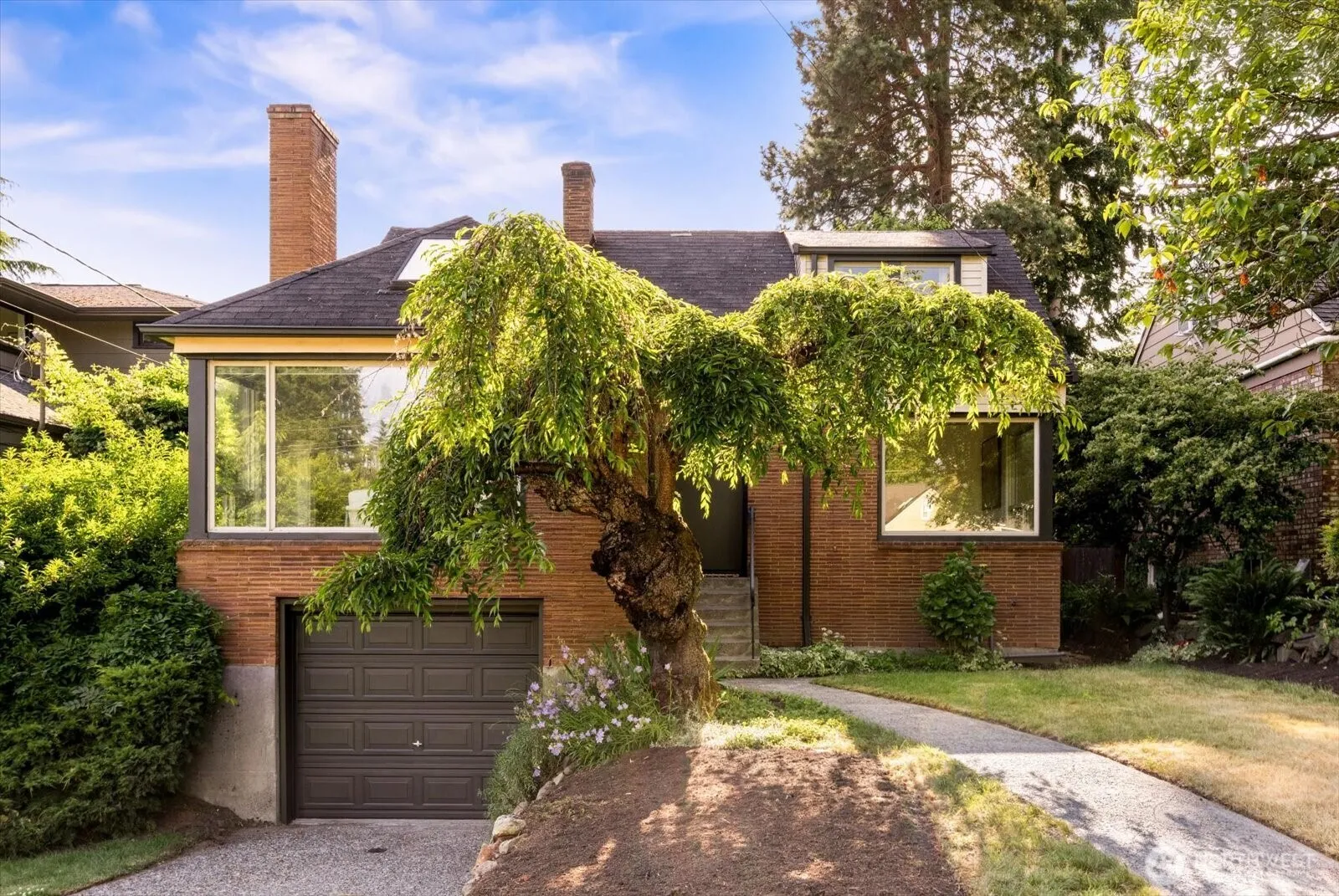 Property photo for 6521 44th Avenue Ne, Seattle