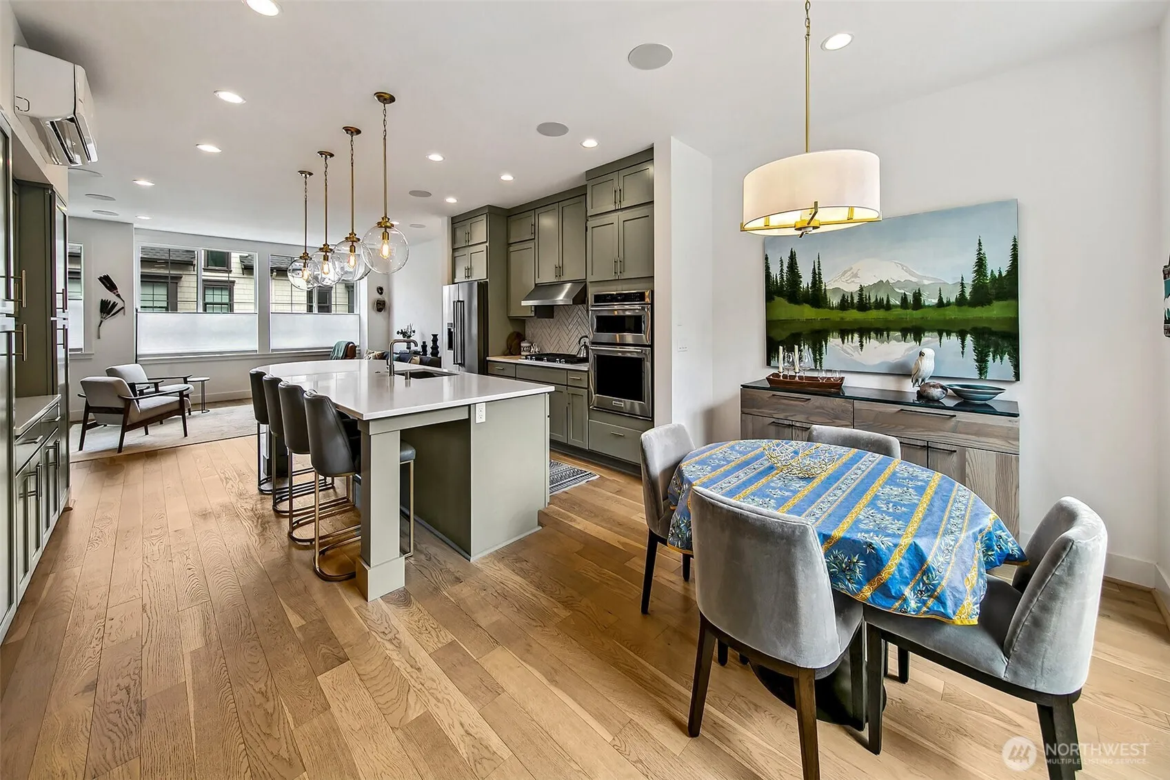 Property photo for 2111 9th Avenue W #20, Seattle photo 3