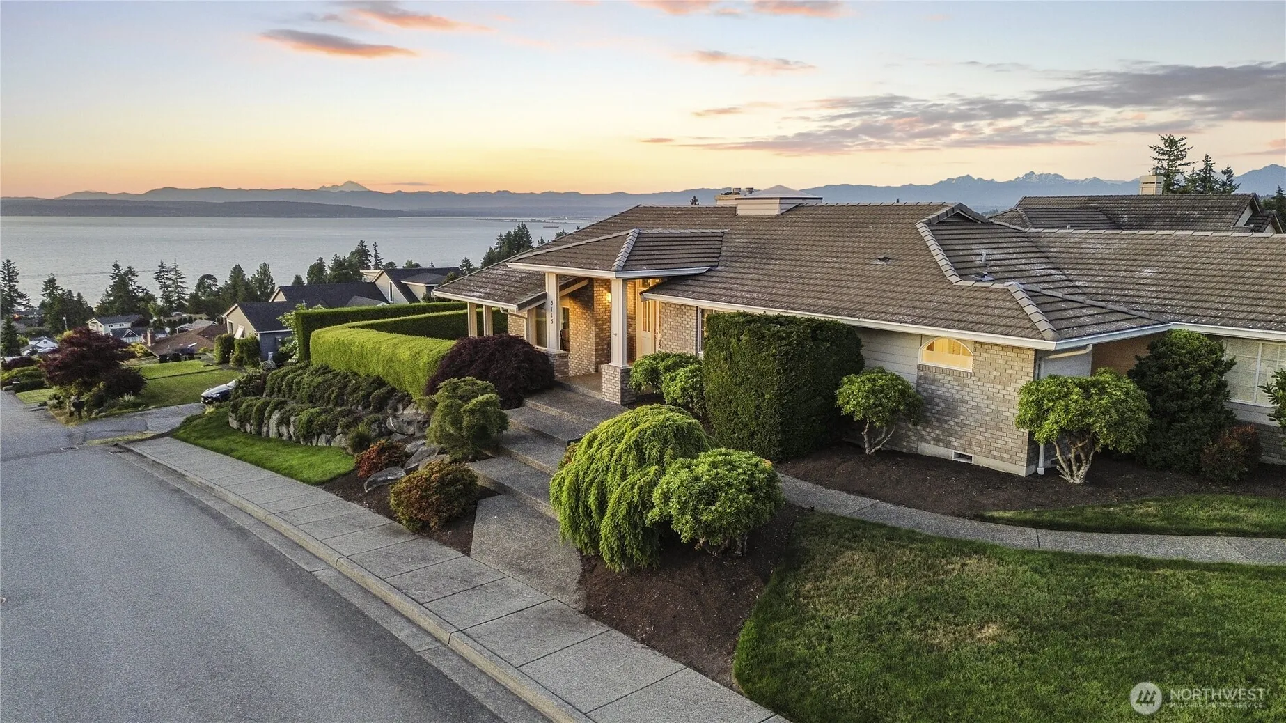 Property photo for 5115 33rd Avenue W, Everett