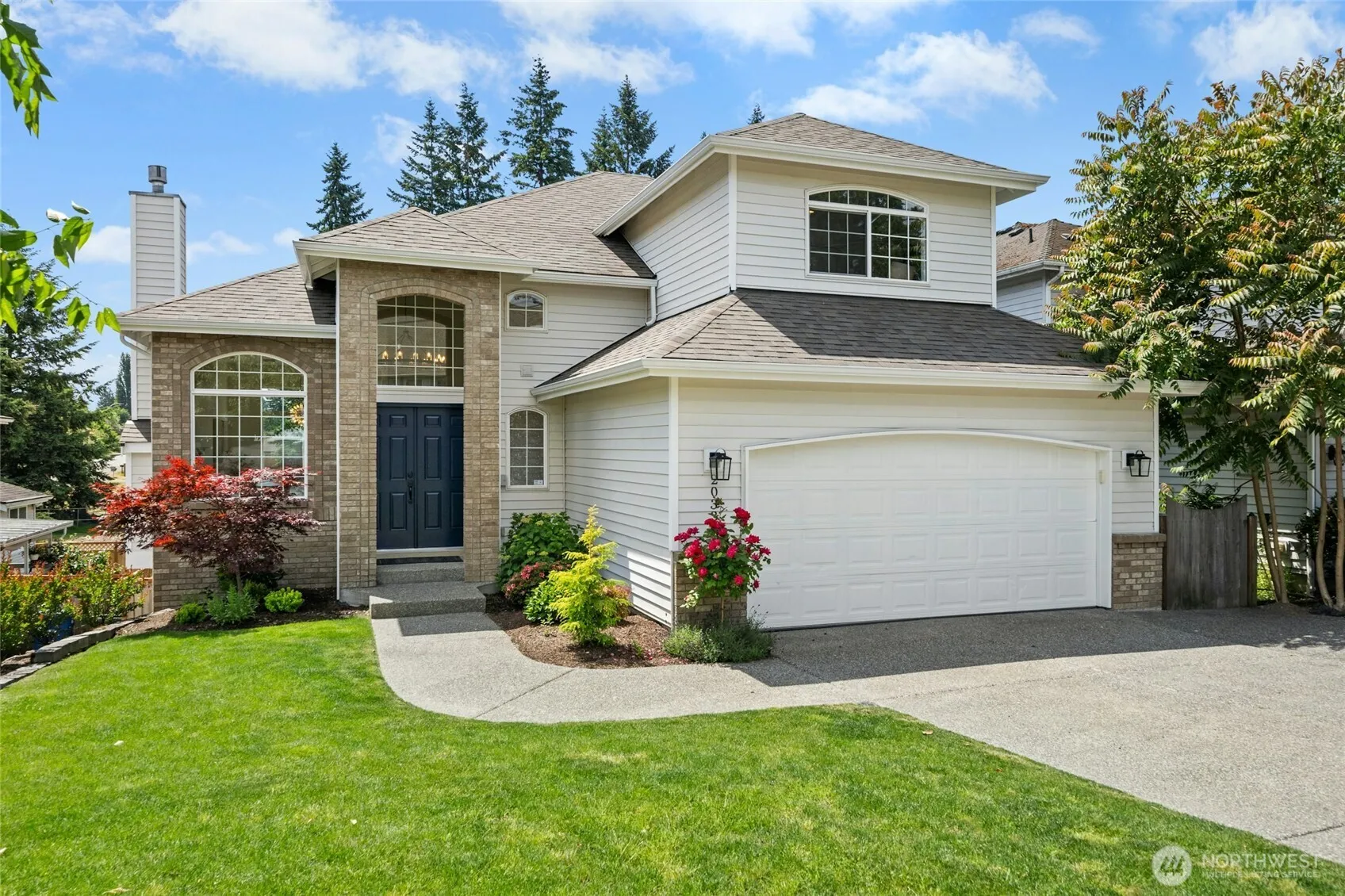 Property photo for 2033 Ne 24th Street, Renton
