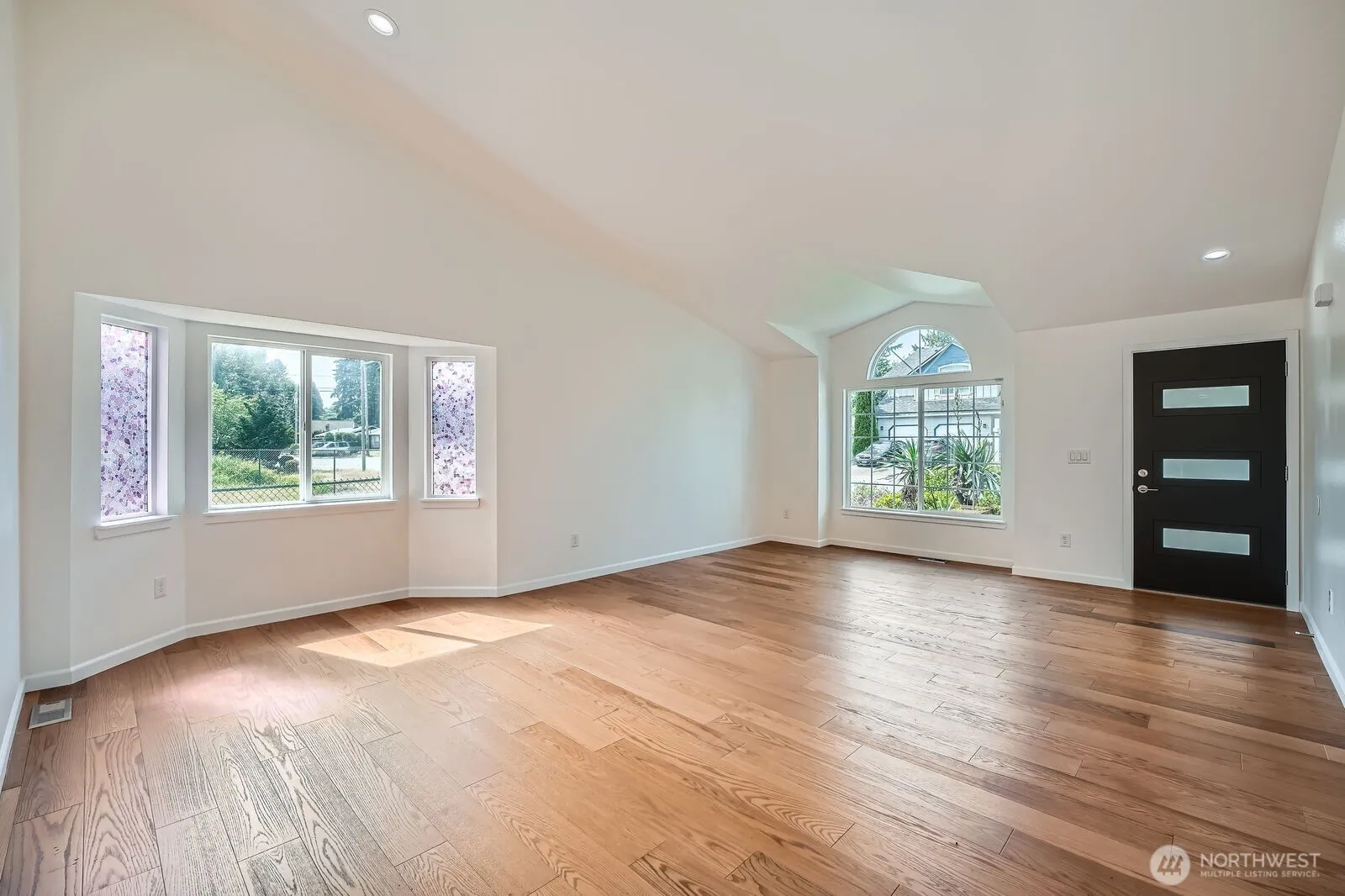 Property photo for 15223 Se 276th Place, Kent photo 5
