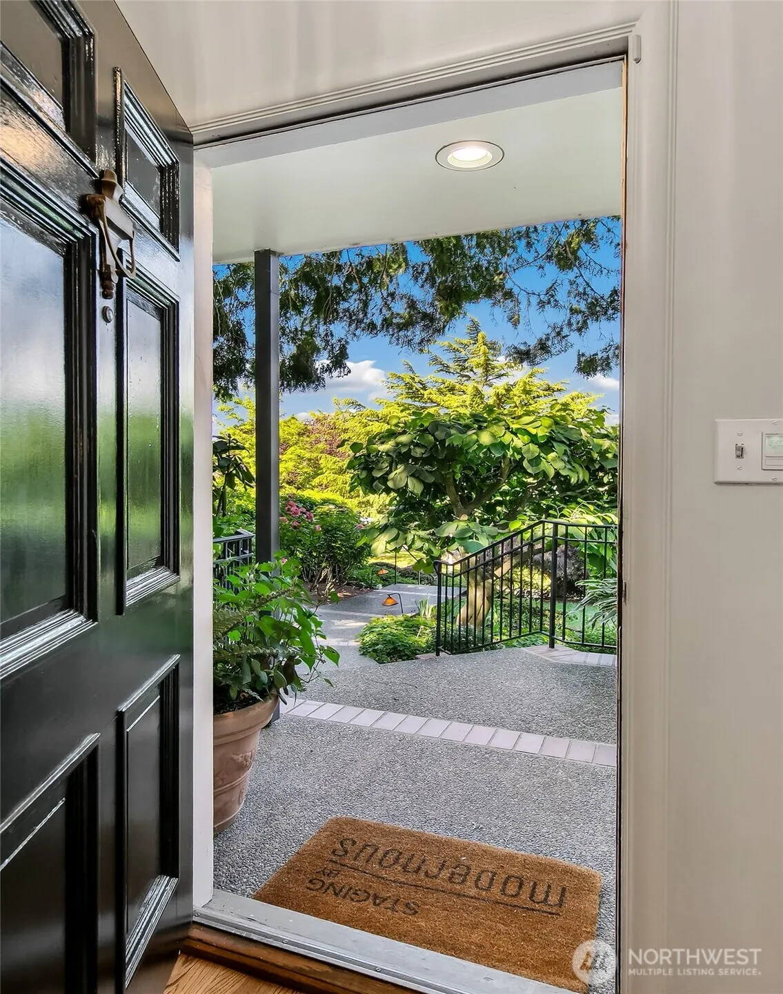 Property photo for 4412 43rd Avenue Ne, Seattle photo 3