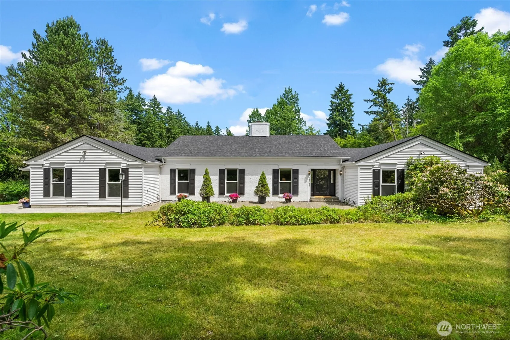 Property photo for 2101 50th Avenue Nw, Gig Harbor photo 3