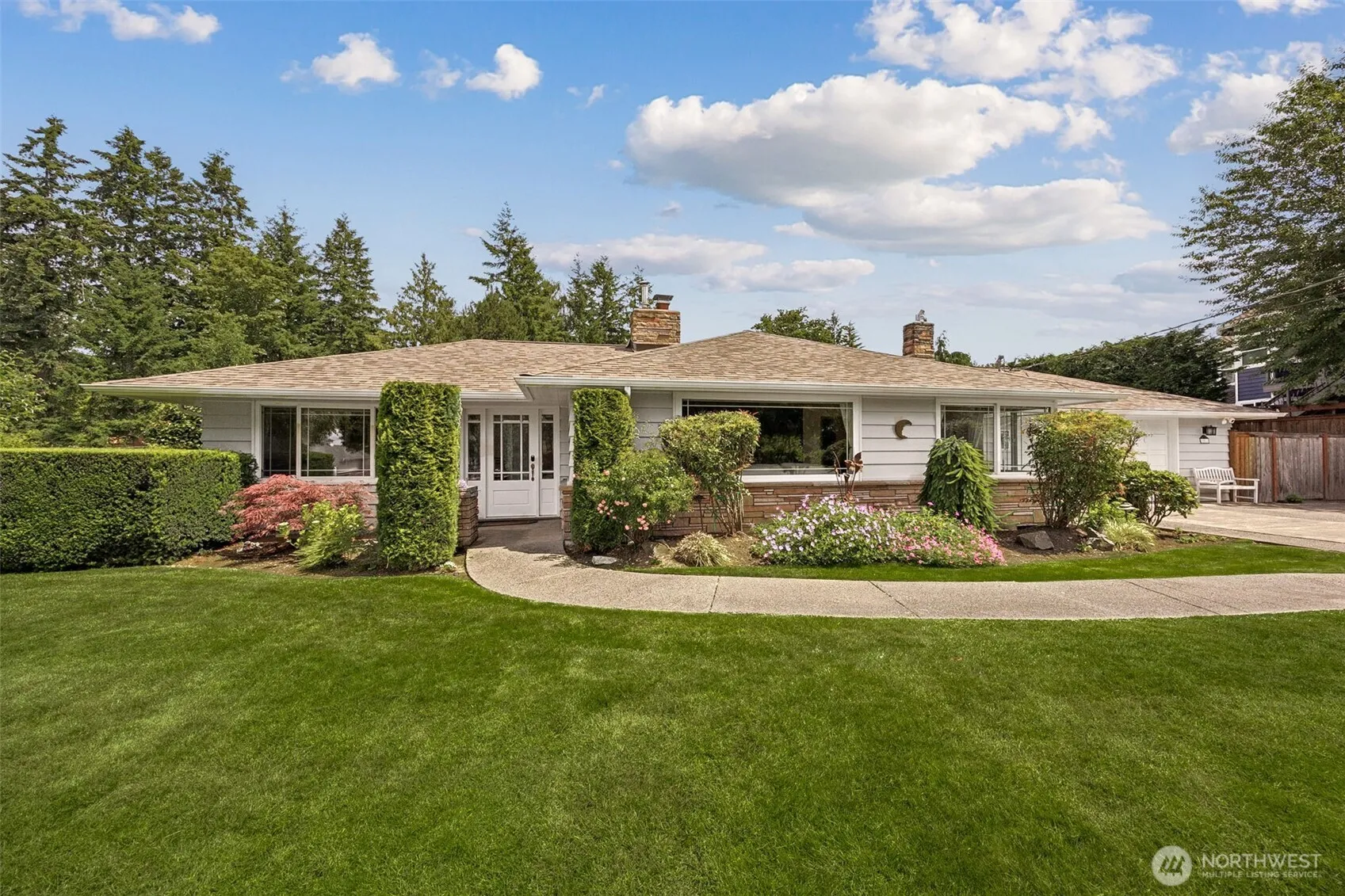 Property photo for 19614 Marine View Drive Sw, Normandy Park photo 3