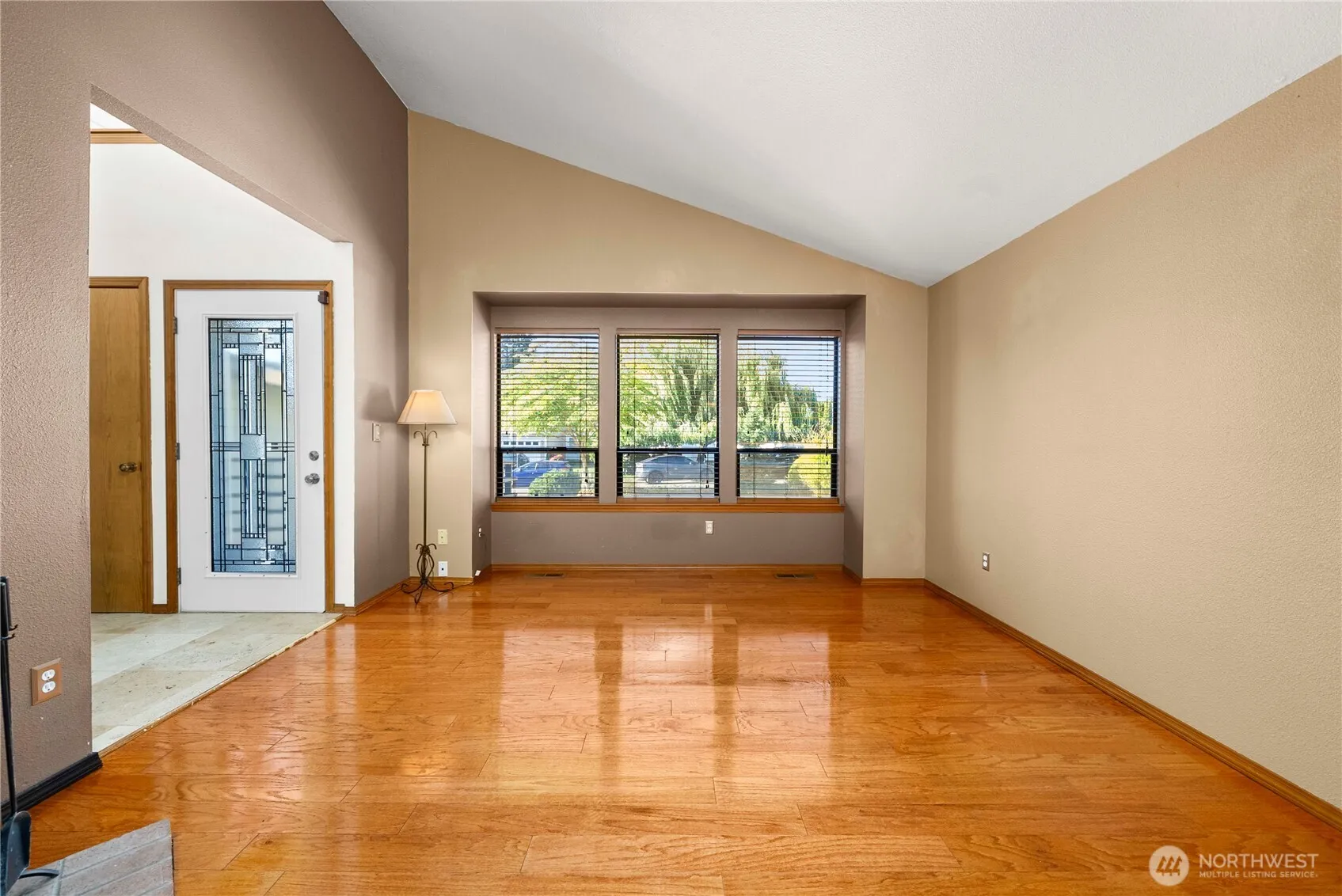 Property photo for 1307 Sw 323rd Street, Federal Way photo 5