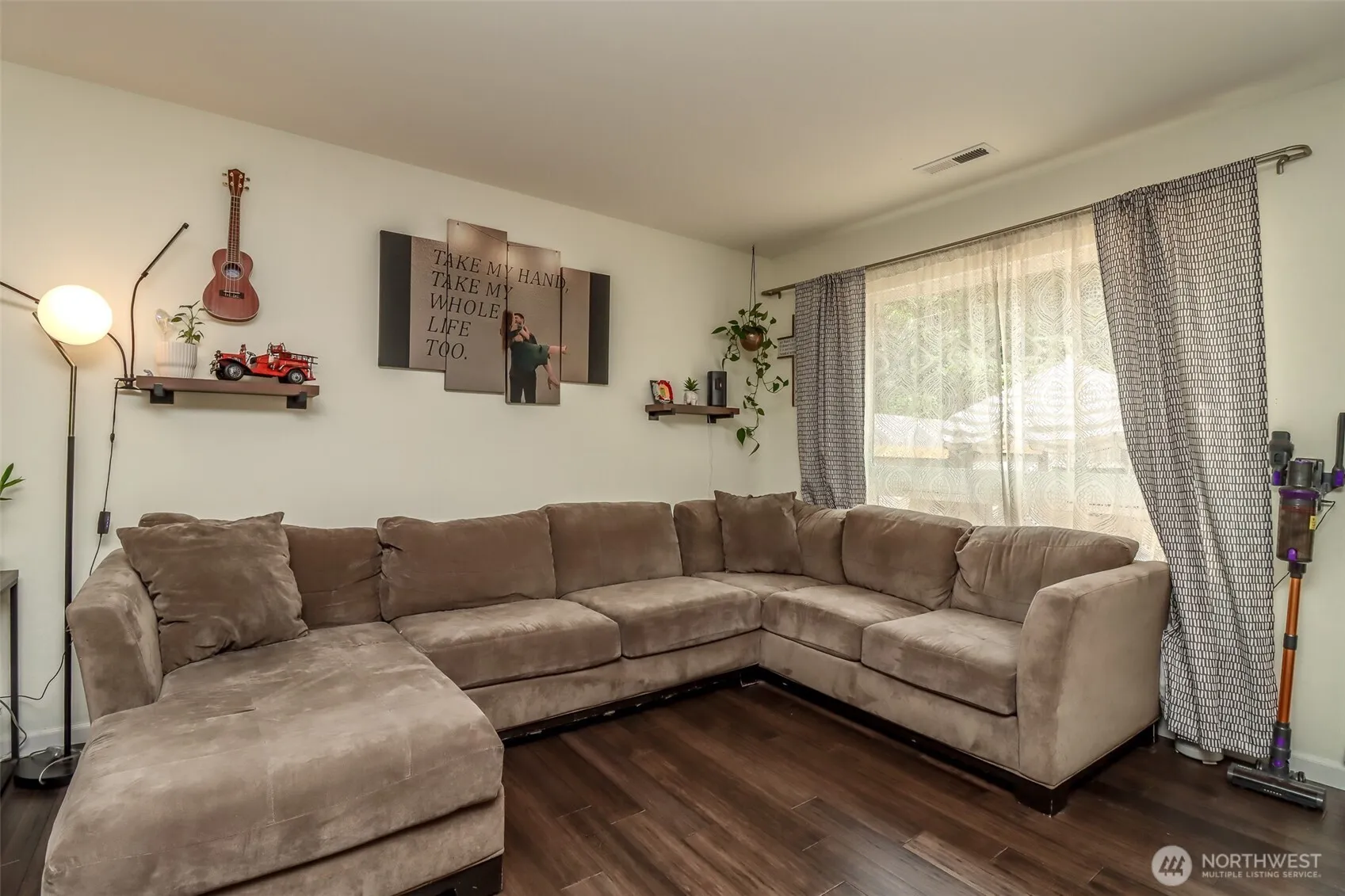 Property photo for 6530 Newaukum Place Ne, Bremerton photo 4