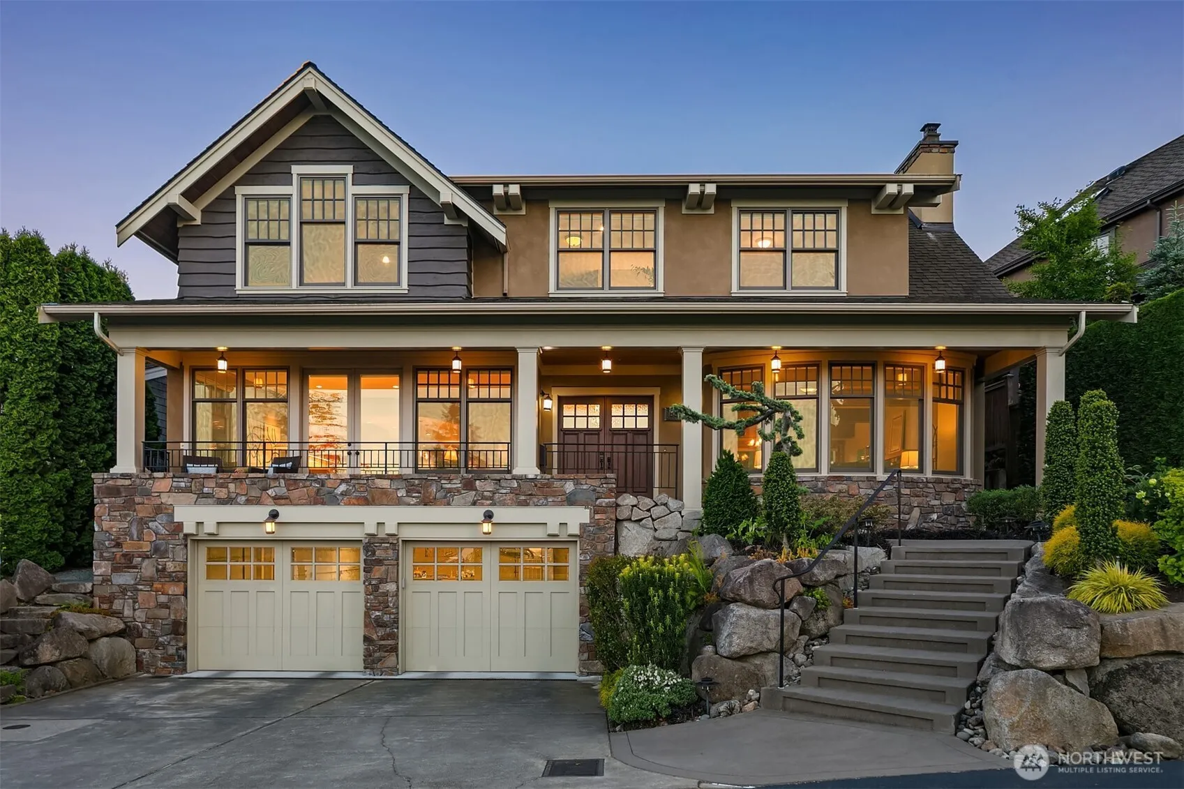 Property photo for 8241 Lakemont Drive Ne, Seattle