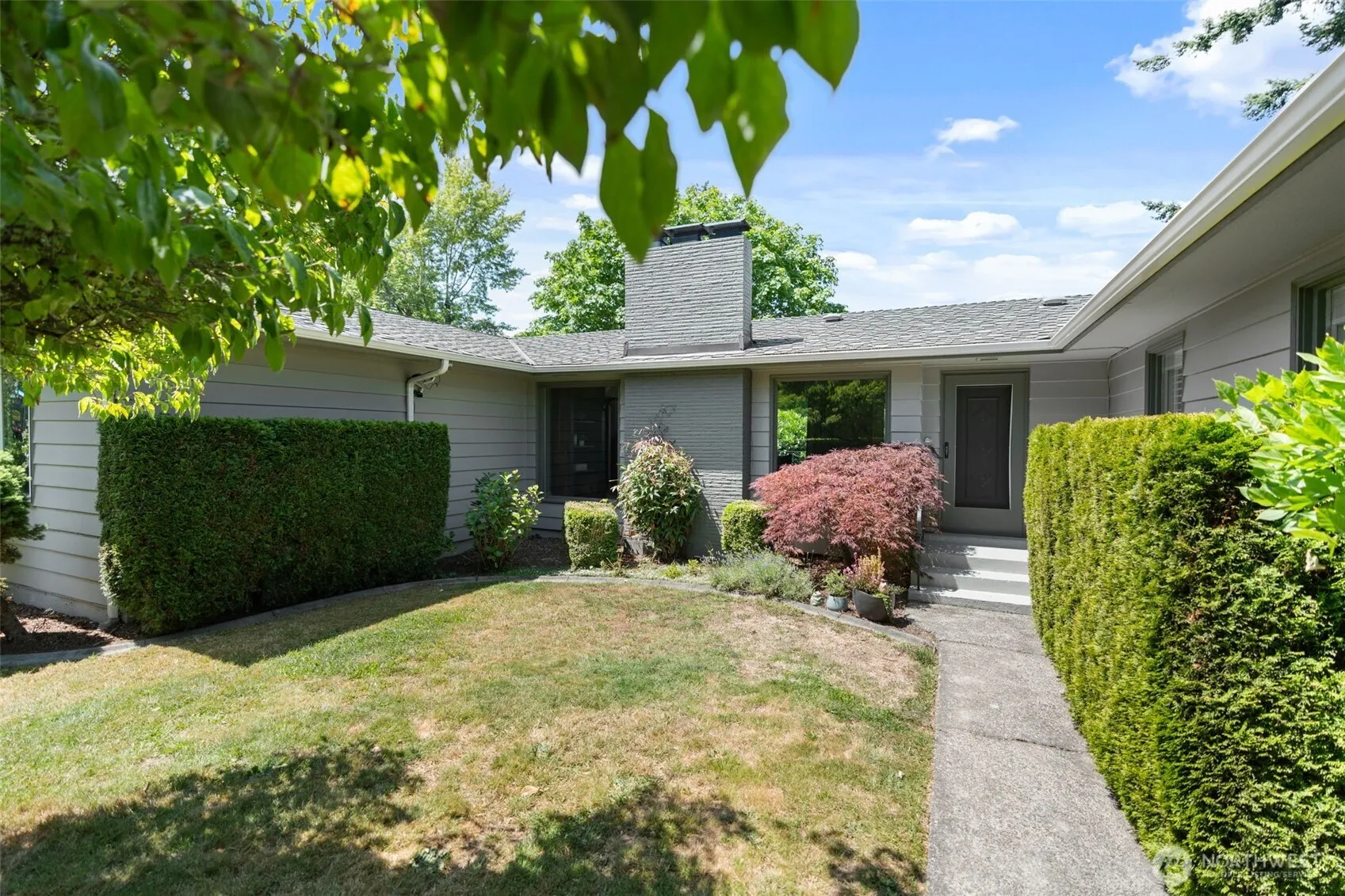 Property photo for 2322 Browns Point Boulevard Ne, Tacoma