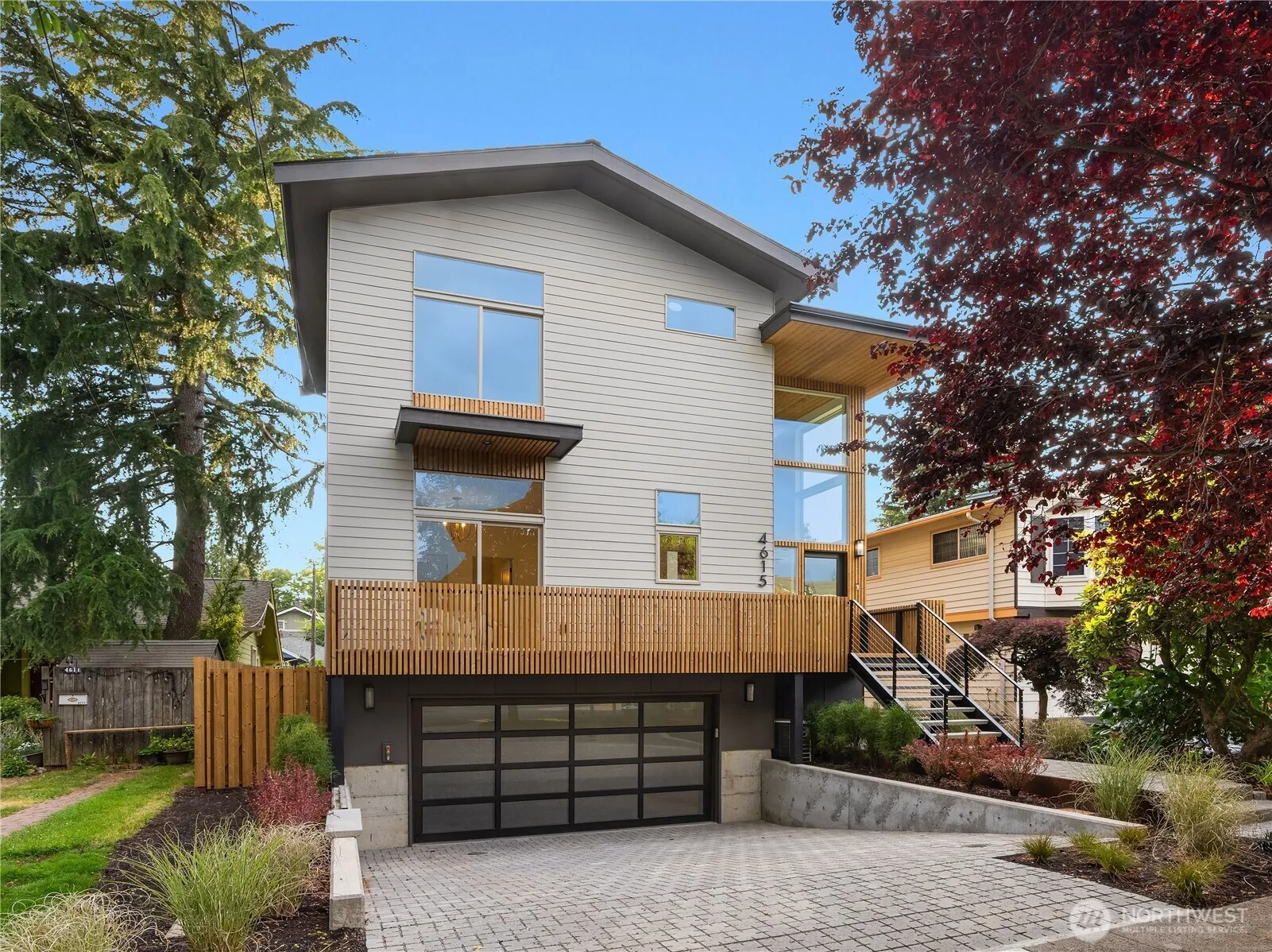 Property photo for 4615 2nd Avenue Ne, Seattle