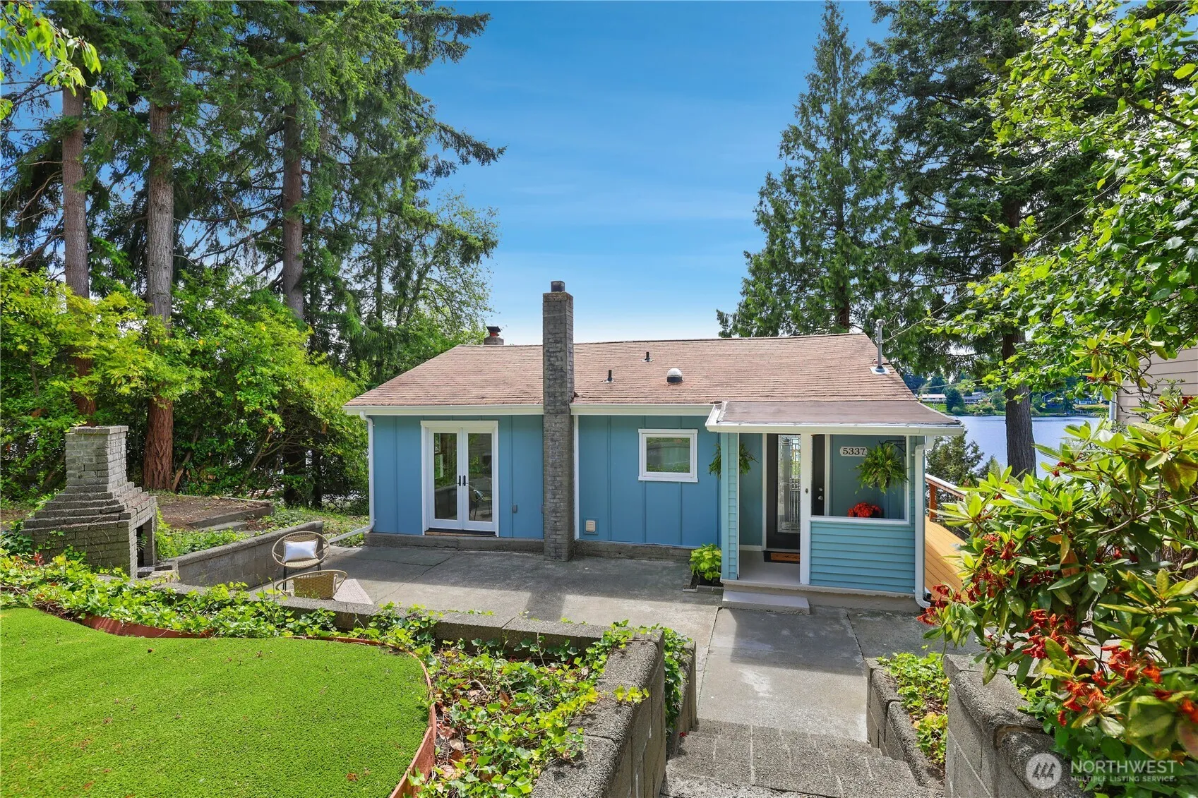 Property photo for 5337 Atchinson Drive Se, Olympia photo 2