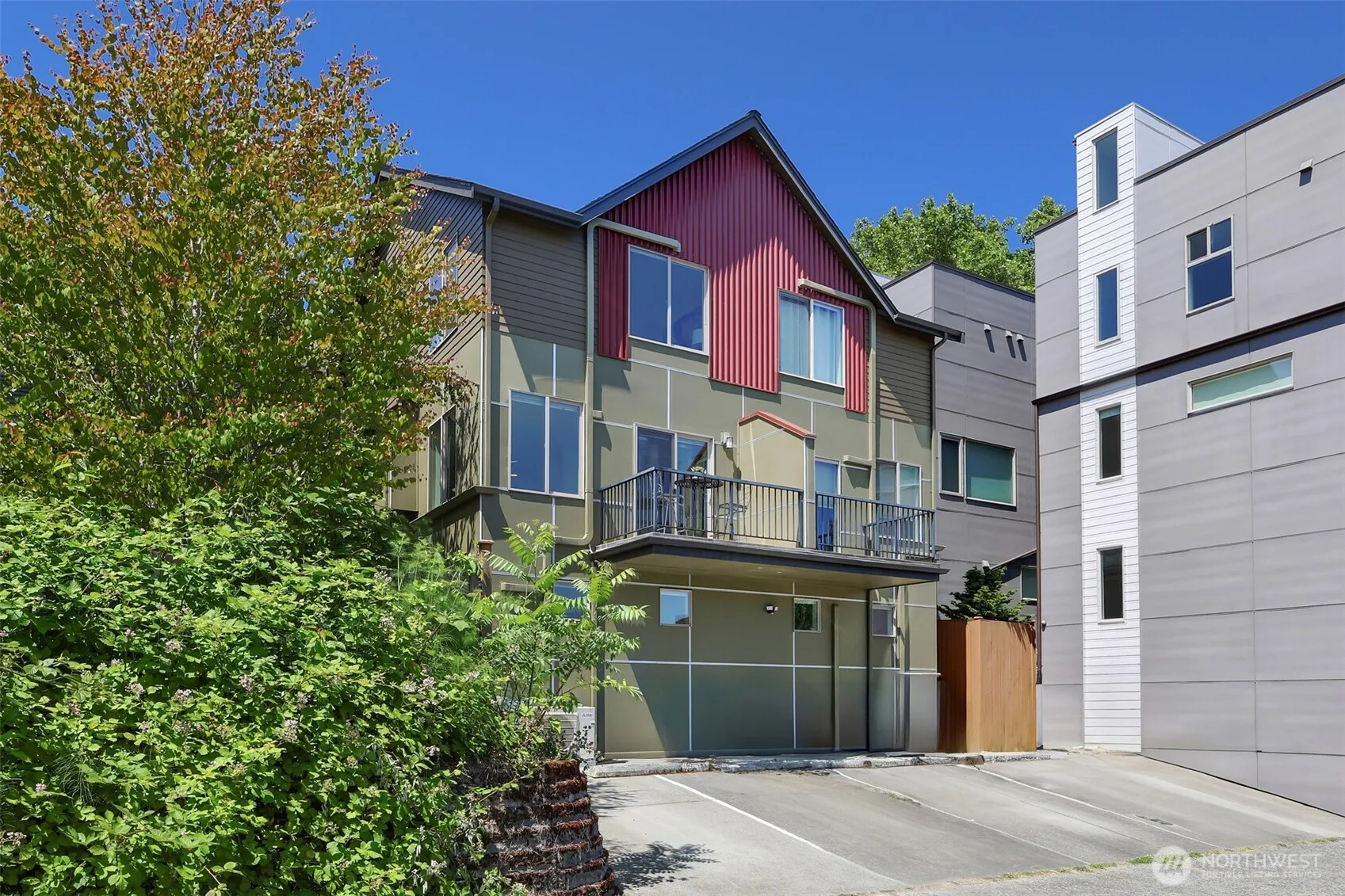 Property photo for 228 24th Avenue E #a, Seattle photo 2