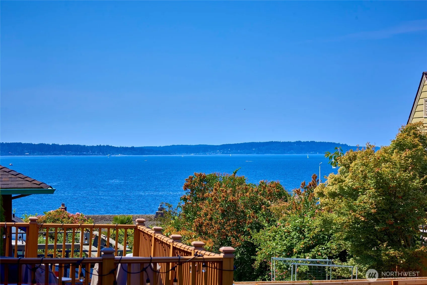 Property photo for 2410 Nw Neptune Place, Seattle