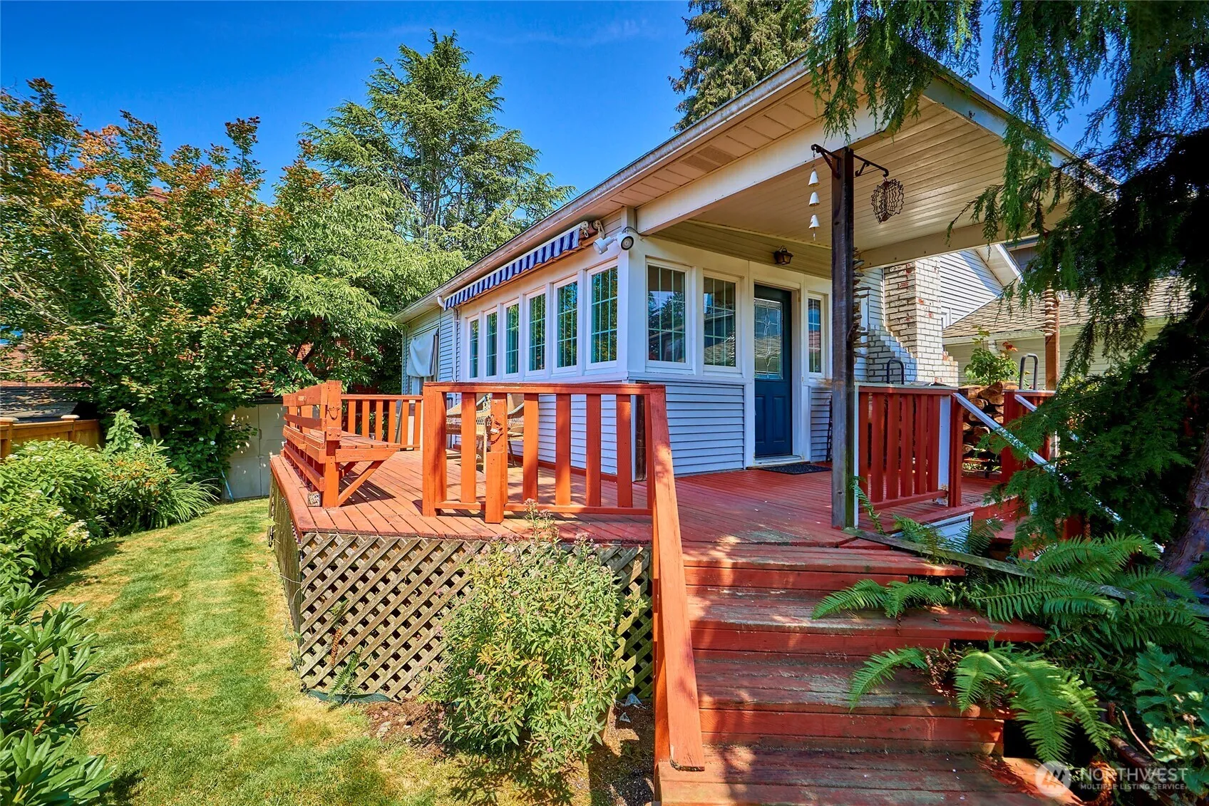 Property photo for 2410 Nw Neptune Place, Seattle photo 4