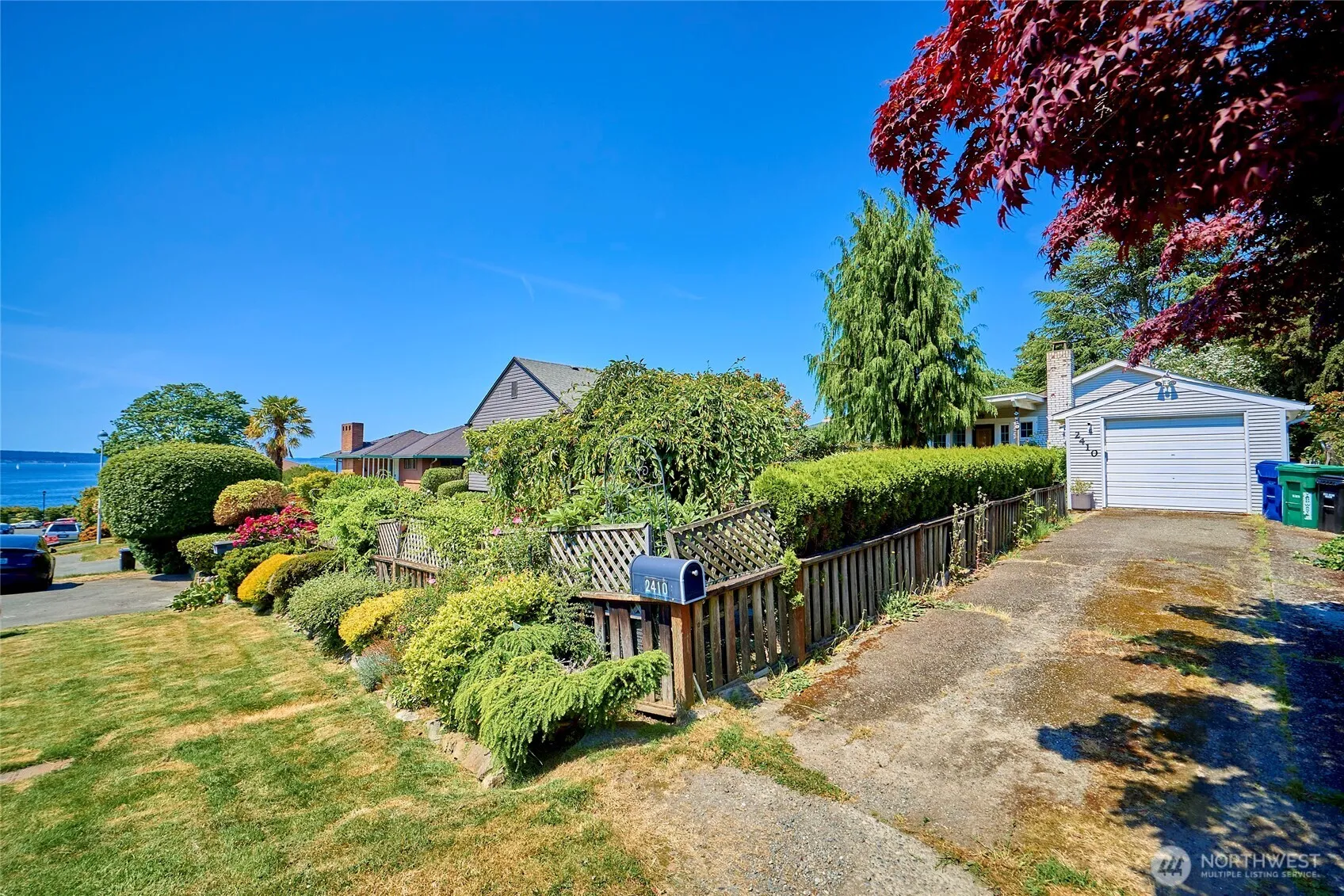 Property photo for 2410 Nw Neptune Place, Seattle photo 2