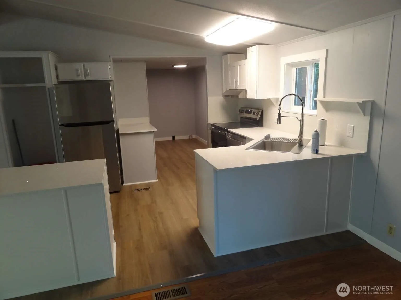 Property photo for 5530 Central Valley Road Ne, Bremerton photo 4
