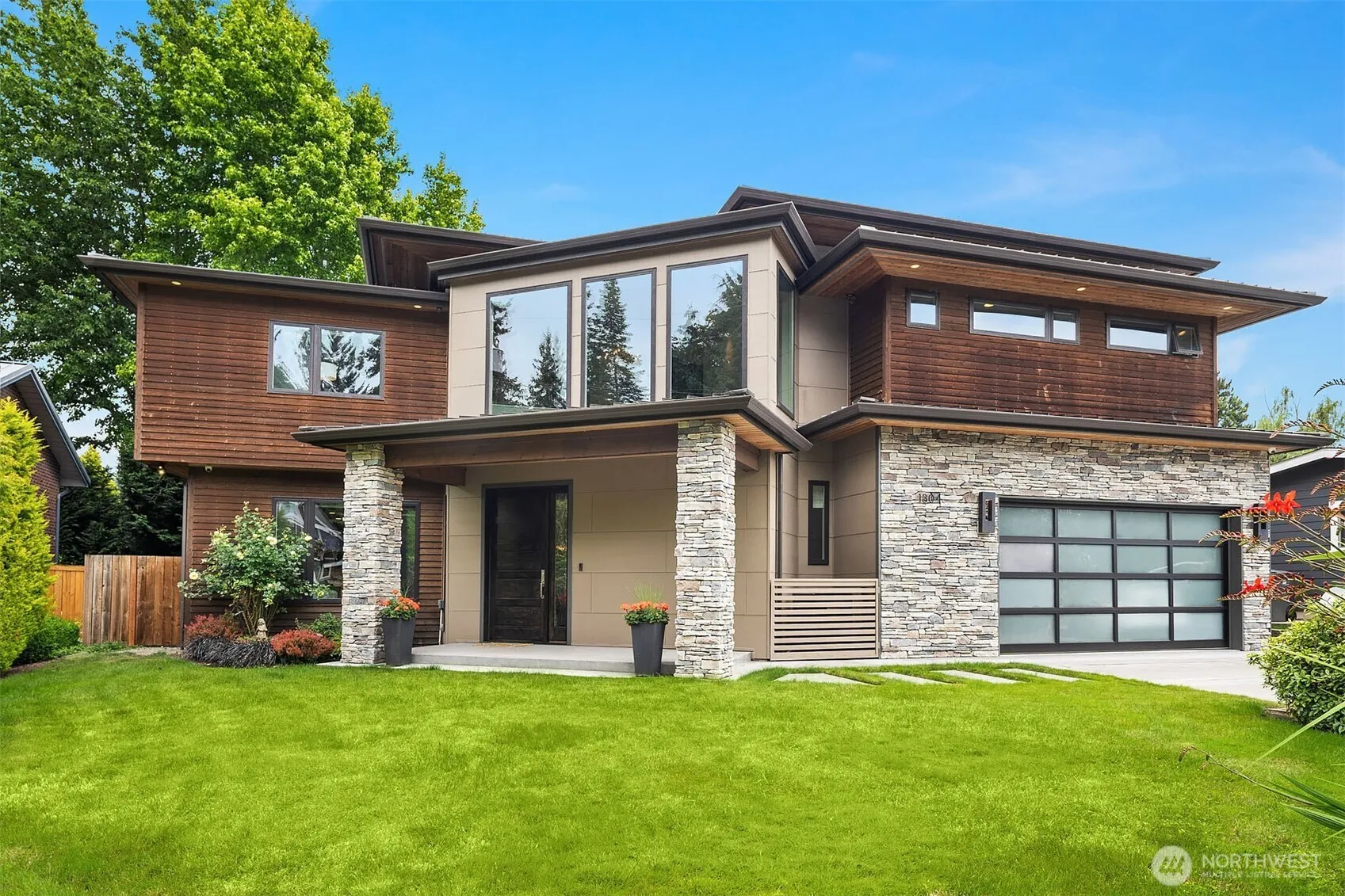 Property photo for 1304 5th Street, Kirkland