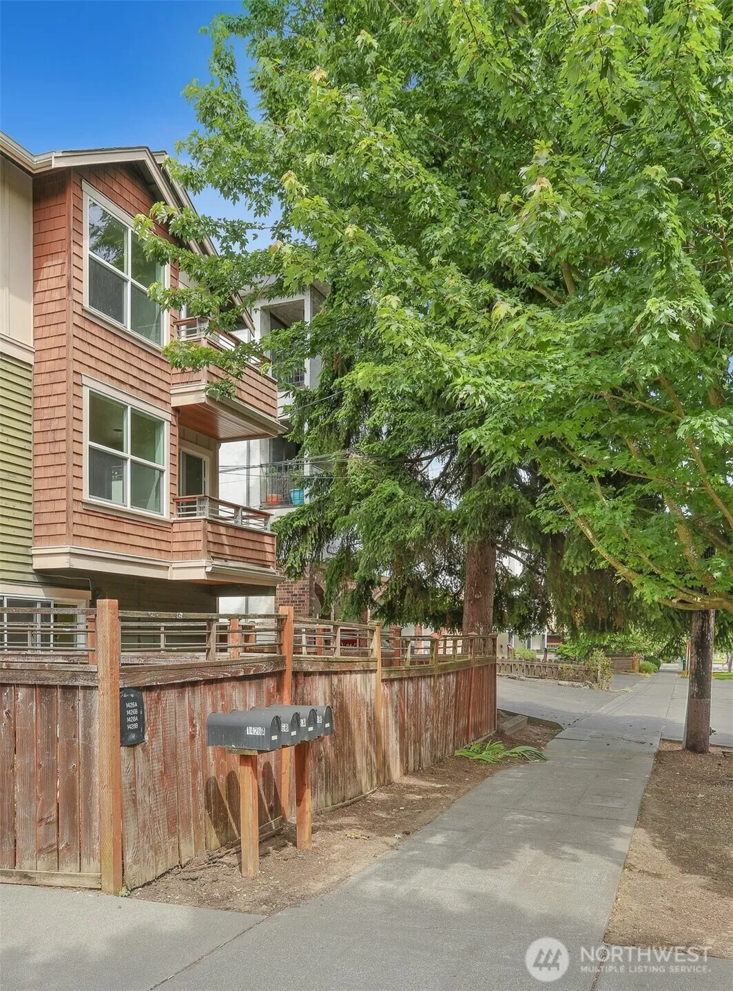 Property photo for 1426 A Nw 59th Street, Seattle photo 2