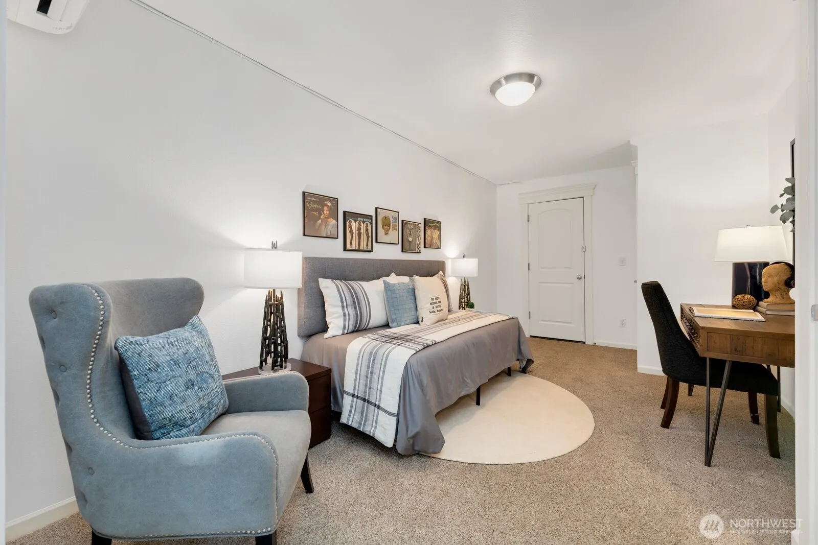 Property photo for 335 16th Avenue E #b, Seattle photo 4