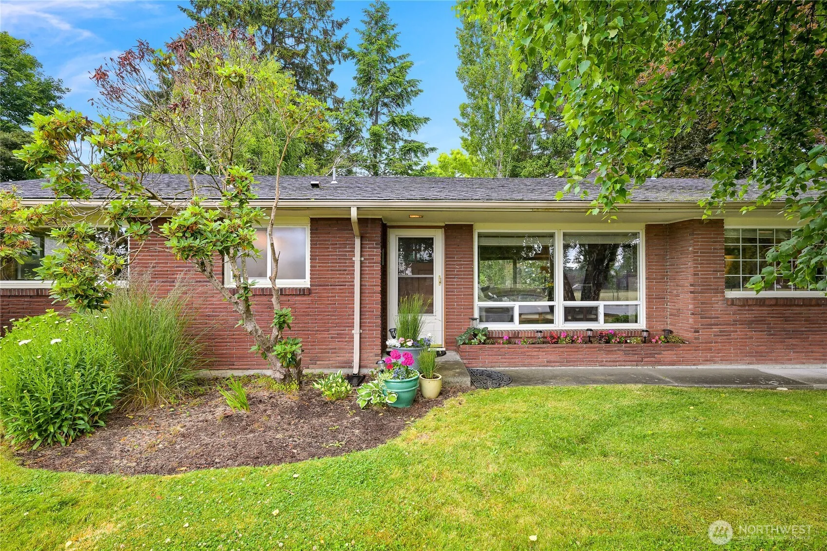Property photo for 2714 Alderwood Avenue, Bellingham