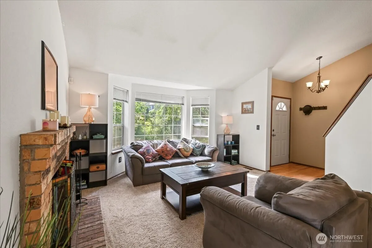 Property photo for 13319 15th Avenue Ct E, Tacoma photo 5