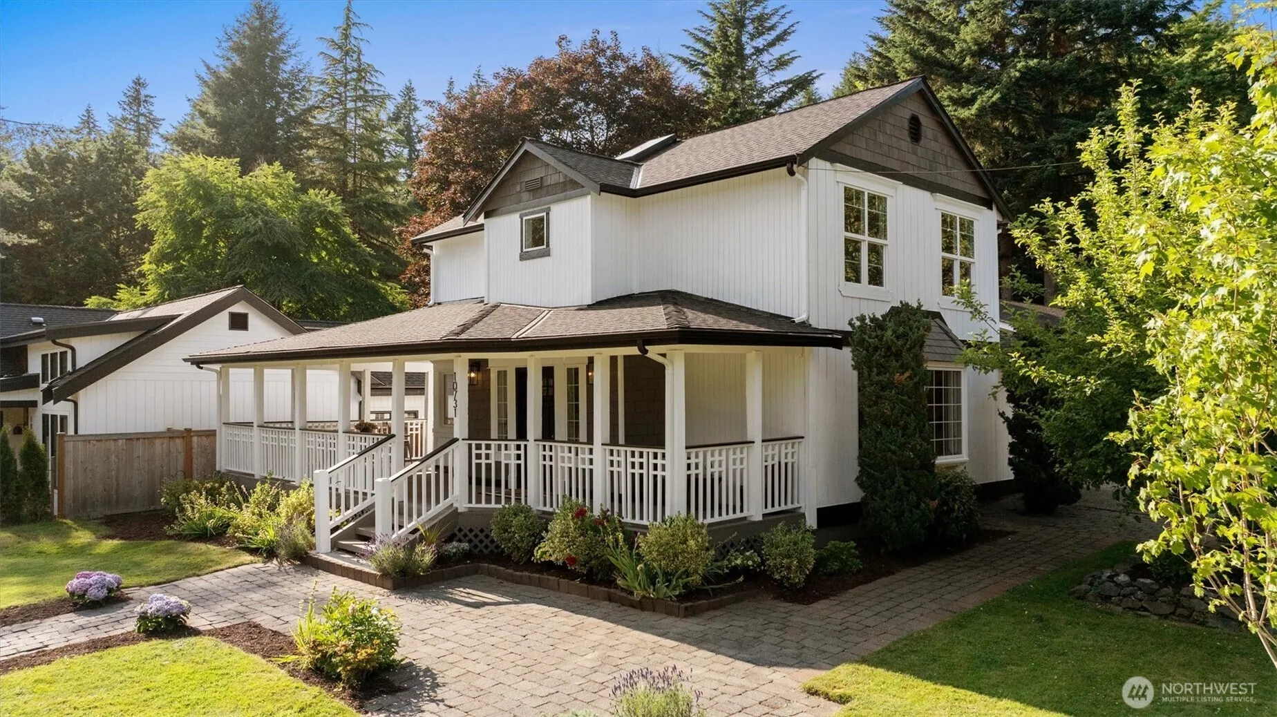 Property photo for 10731 Ne 108th Street, Kirkland photo 4