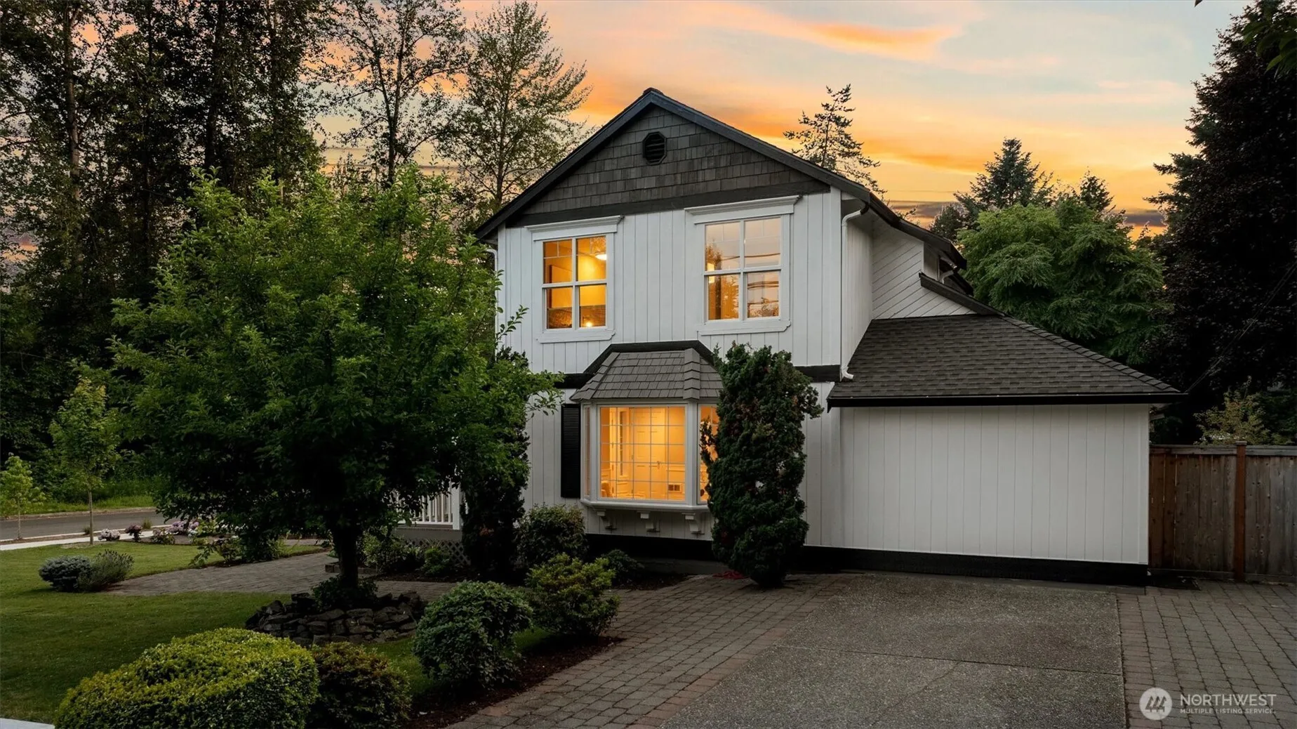 Property photo for 10731 Ne 108th Street, Kirkland photo 5