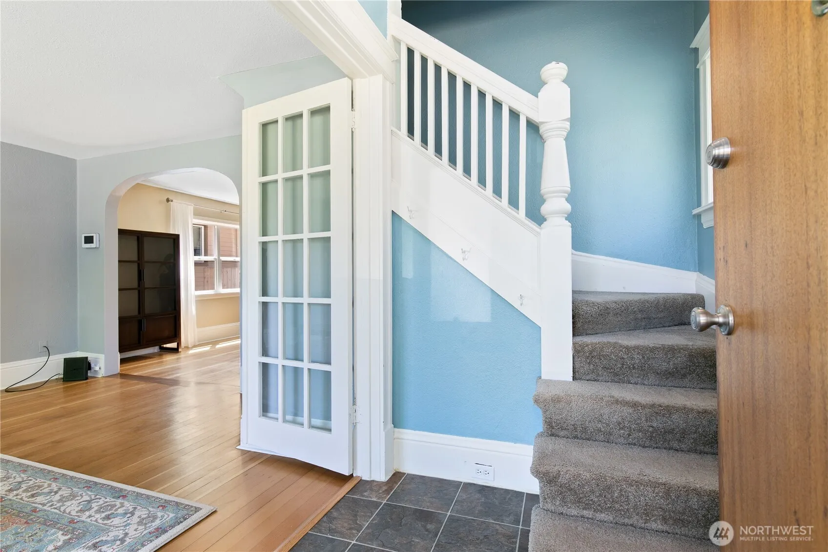 Property photo for 930 S Sheridan Avenue, Tacoma photo 3