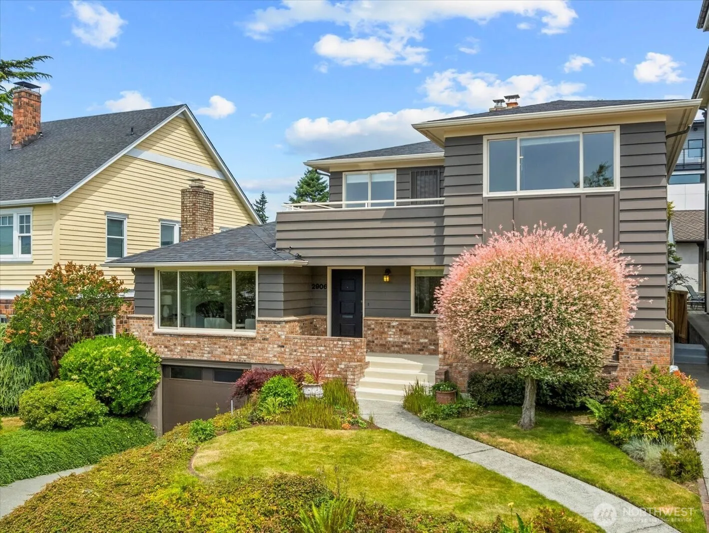 Property photo for 2906 W Eaton Street, Seattle