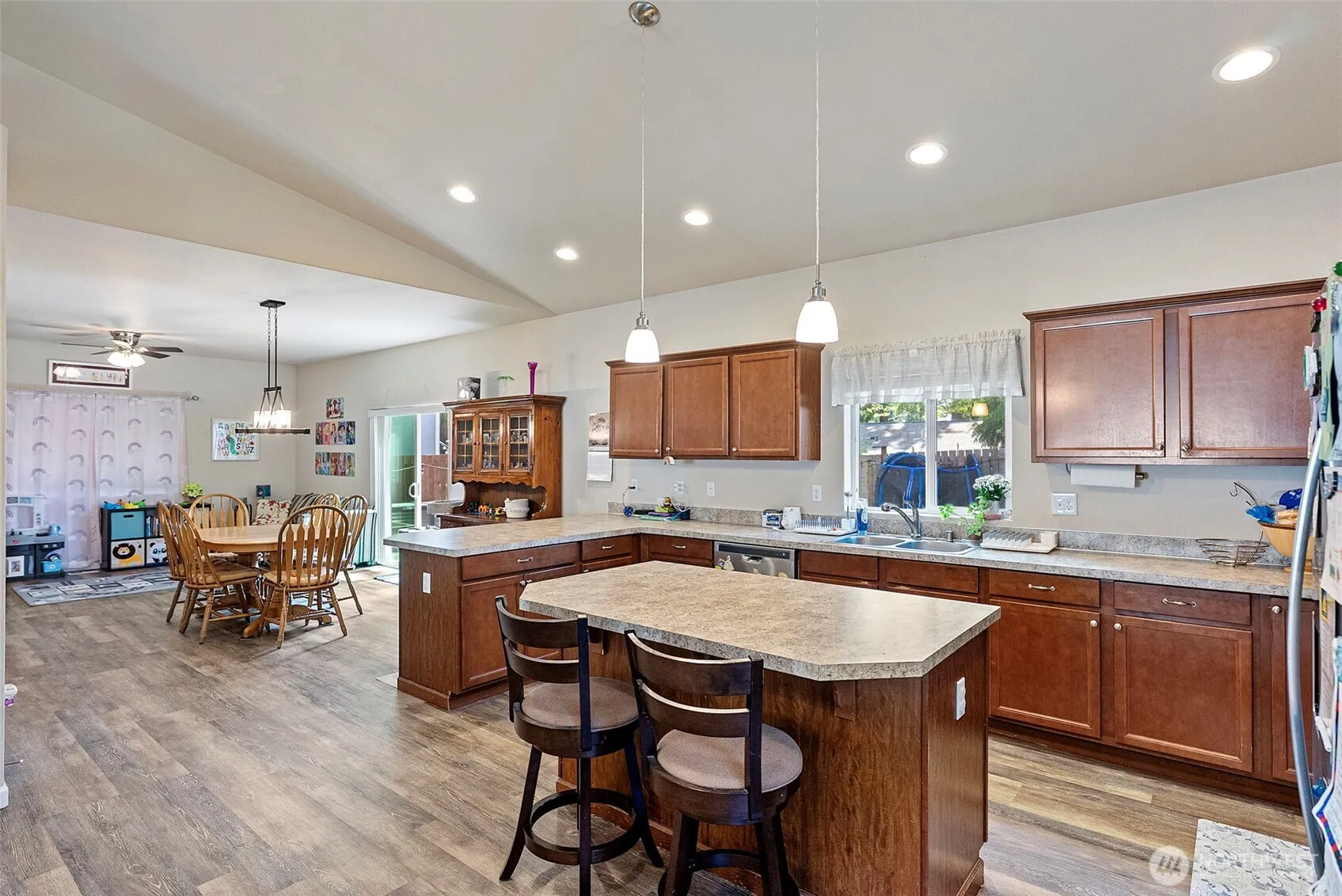 Property photo for 144 Sw Marcia Way, Port Orchard photo 4