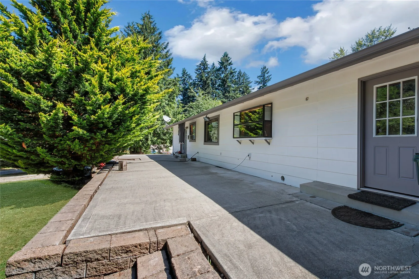 Property photo for 14524 Canyon Road, Puyallup photo 5