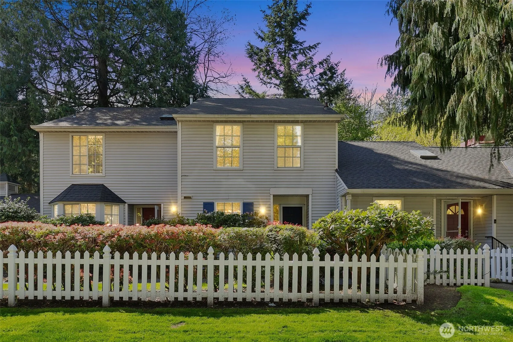 10015 Ne 129th Place, Kirkland