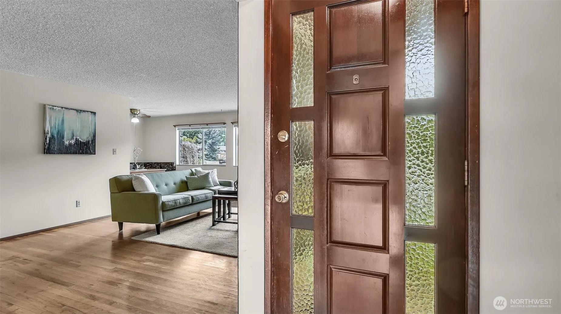 Property photo for 4325 Ne 10th Place, Renton photo 5