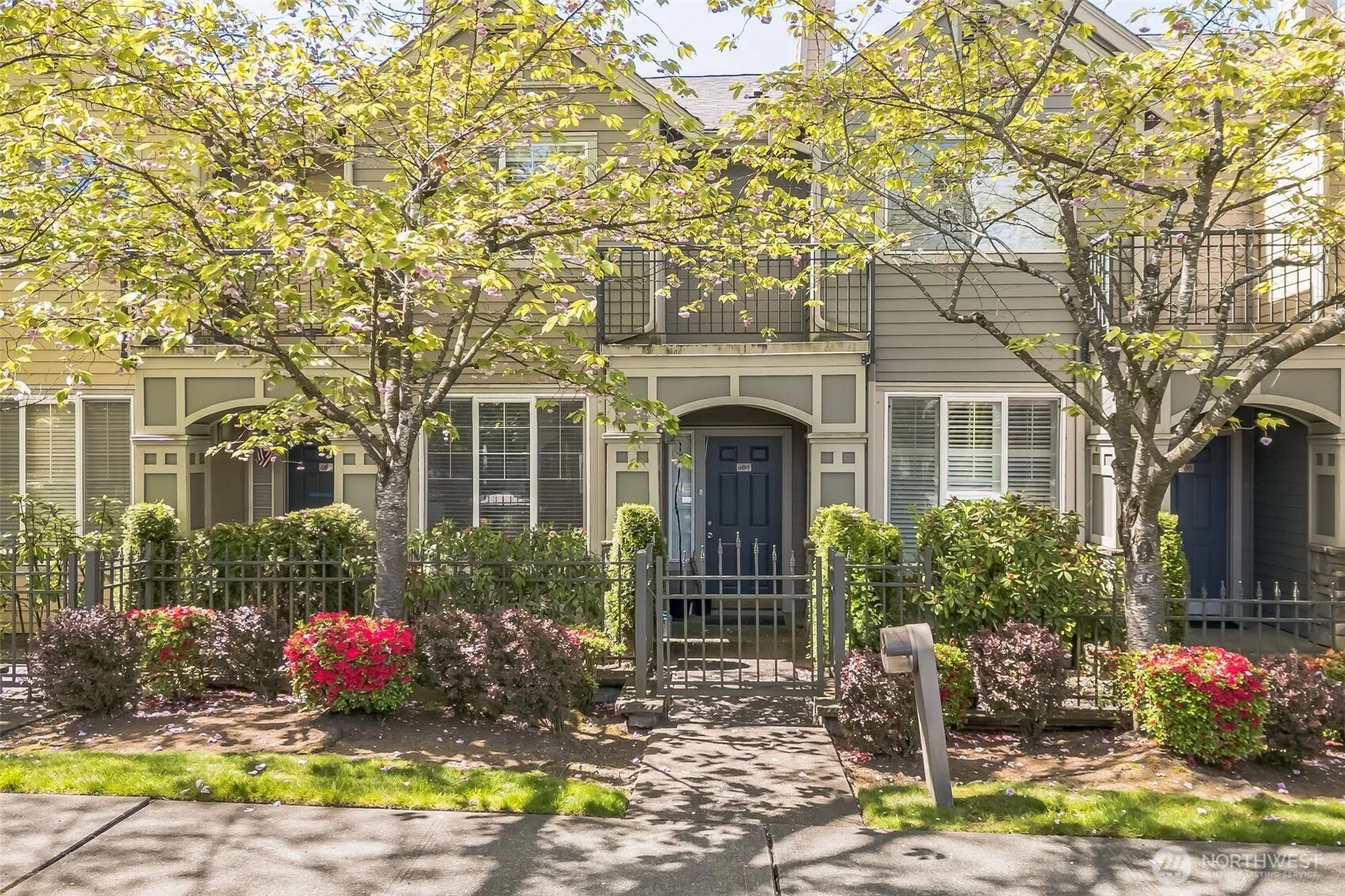 Property photo for 9209 124th Avenue Ne #l604, Kirkland