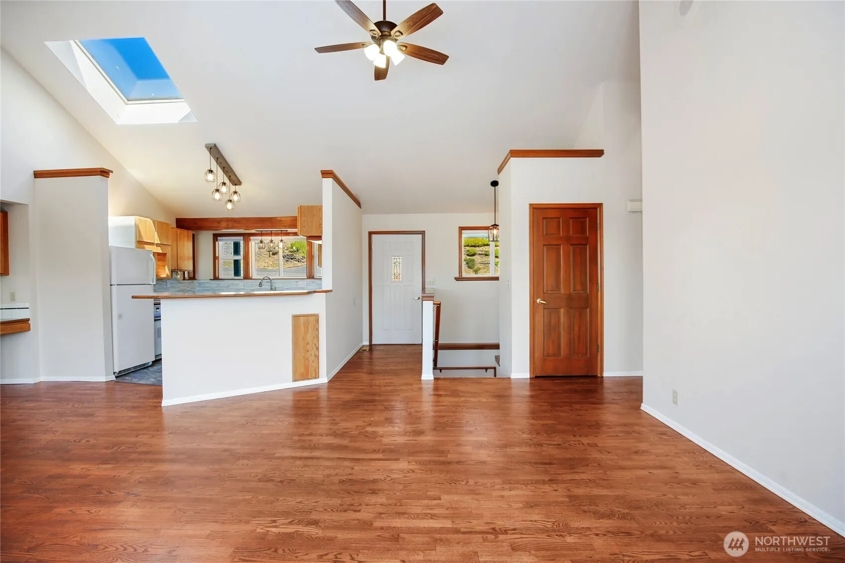 Property photo for 3525 Harbel Drive Ne, Bremerton photo 3