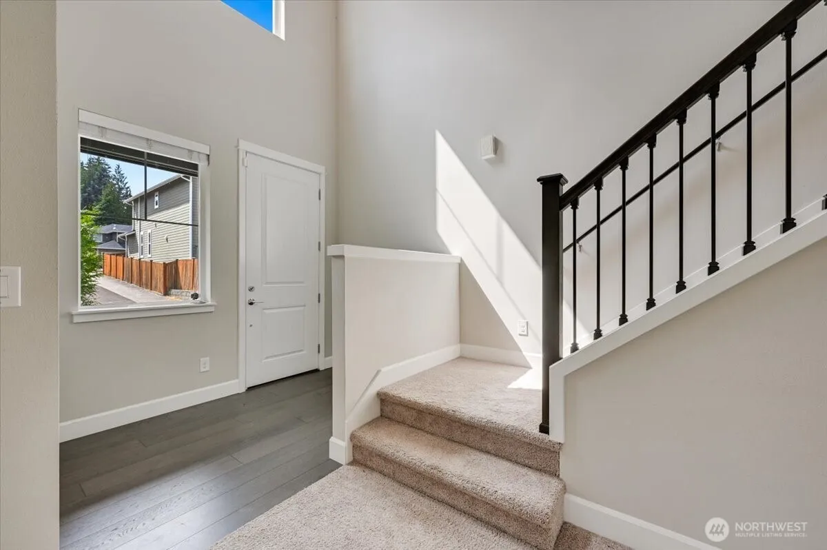 Property photo for 16311 5th Drive Se, Bothell photo 4