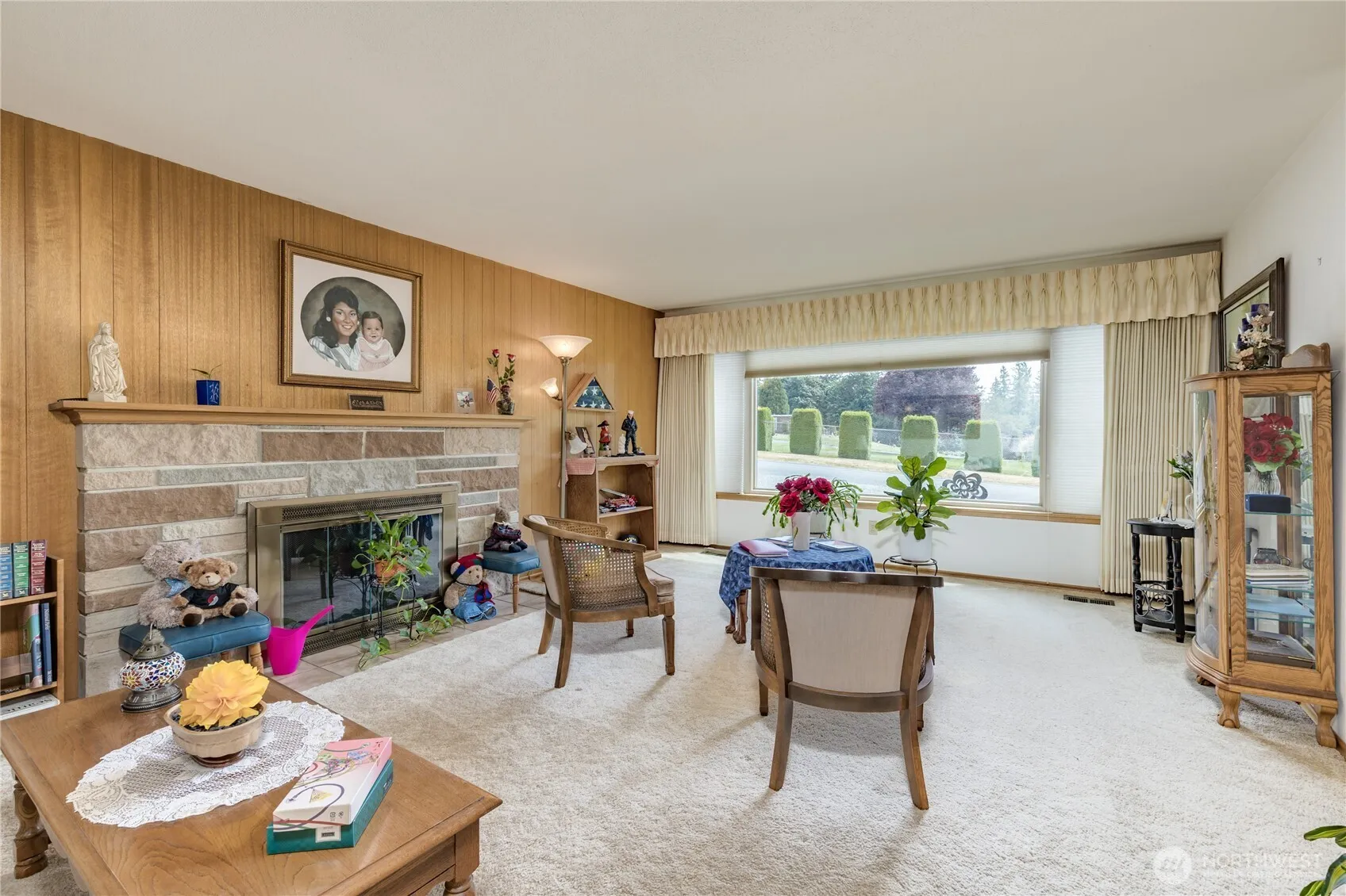 Property photo for 1023 E Maple Street, Kent photo 4