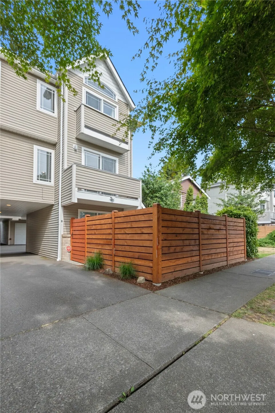 Property photo for 8825 Stone Avenue N #d, Seattle photo 2