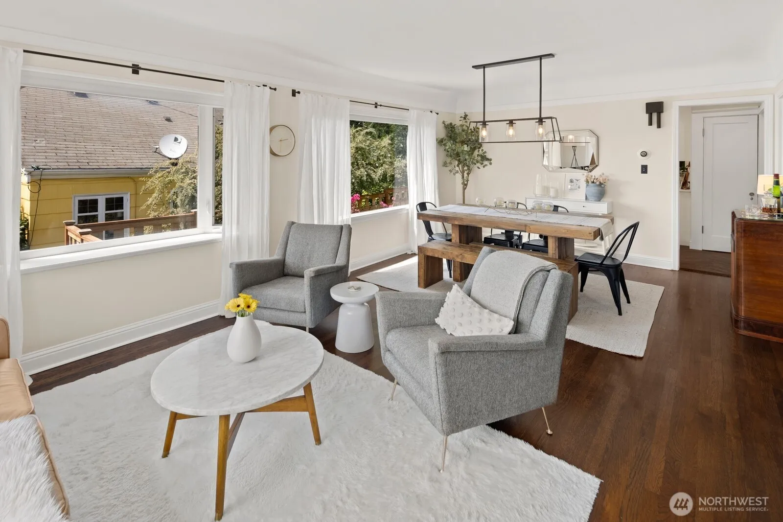 Property photo for 4106 Sw Kenyon Street, Seattle photo 5