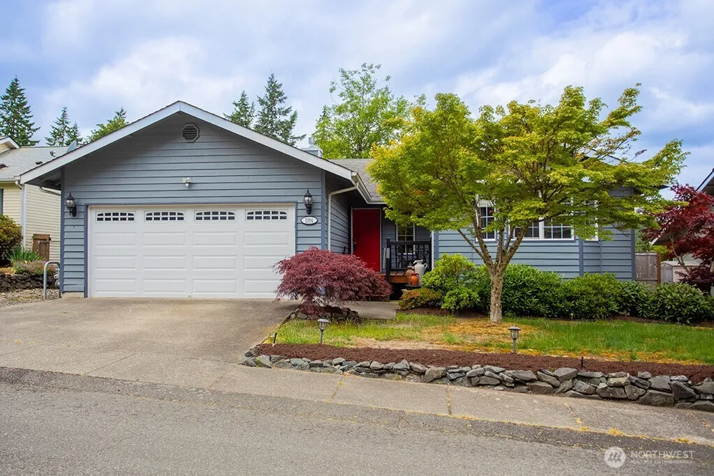 Property photo for 1994 Advanatage Avenue, Port Orchard photo 2